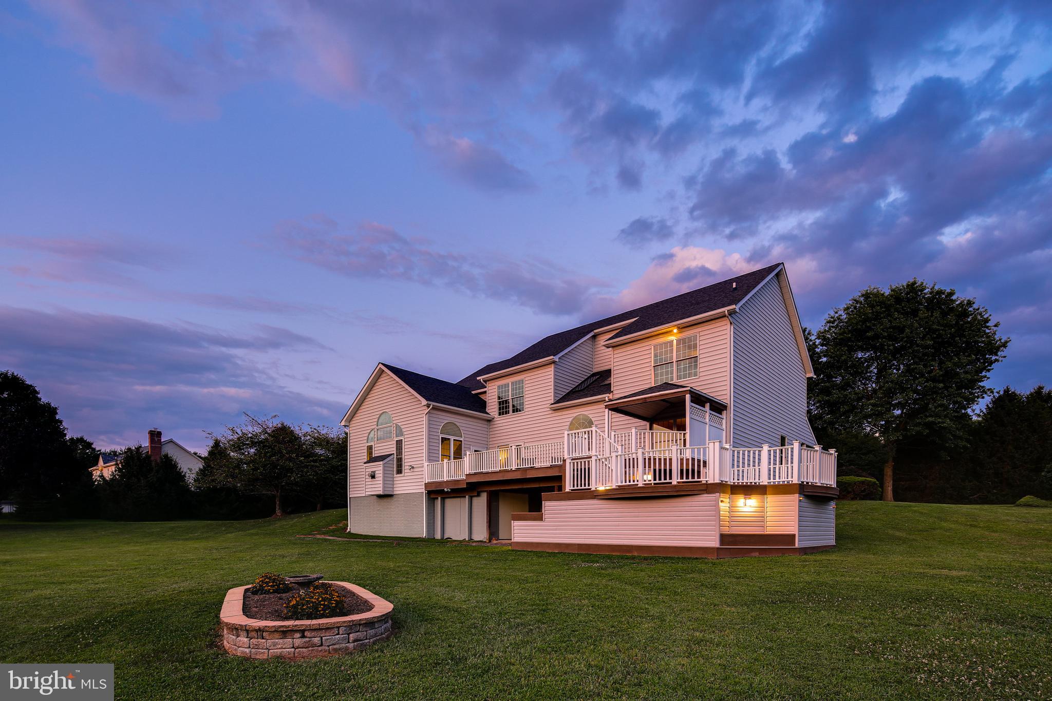 BURGUNDY FARMS - Residential