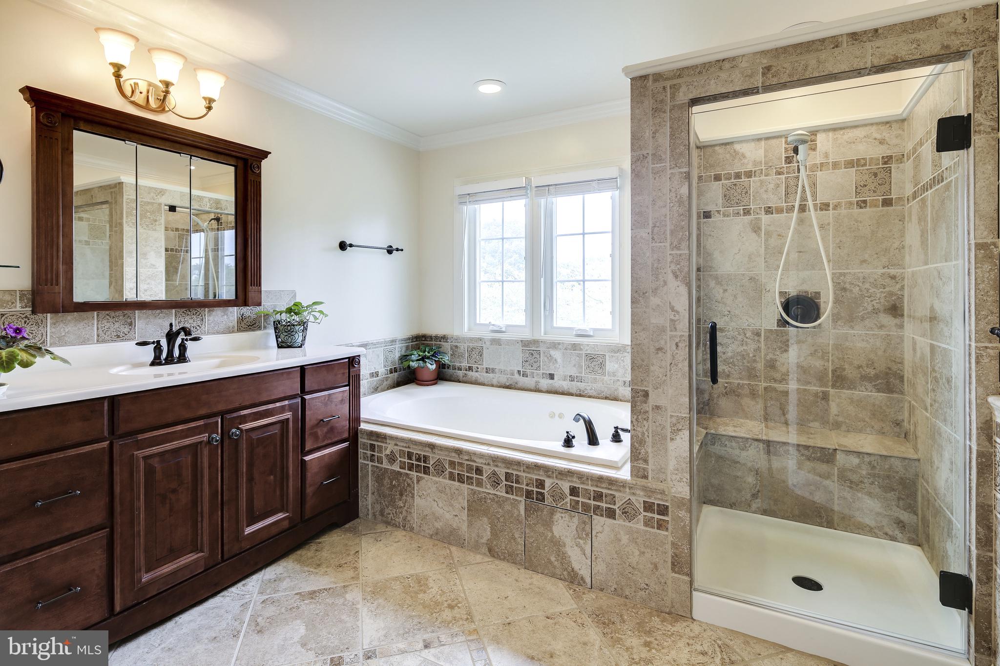 BURGUNDY FARMS - Residential