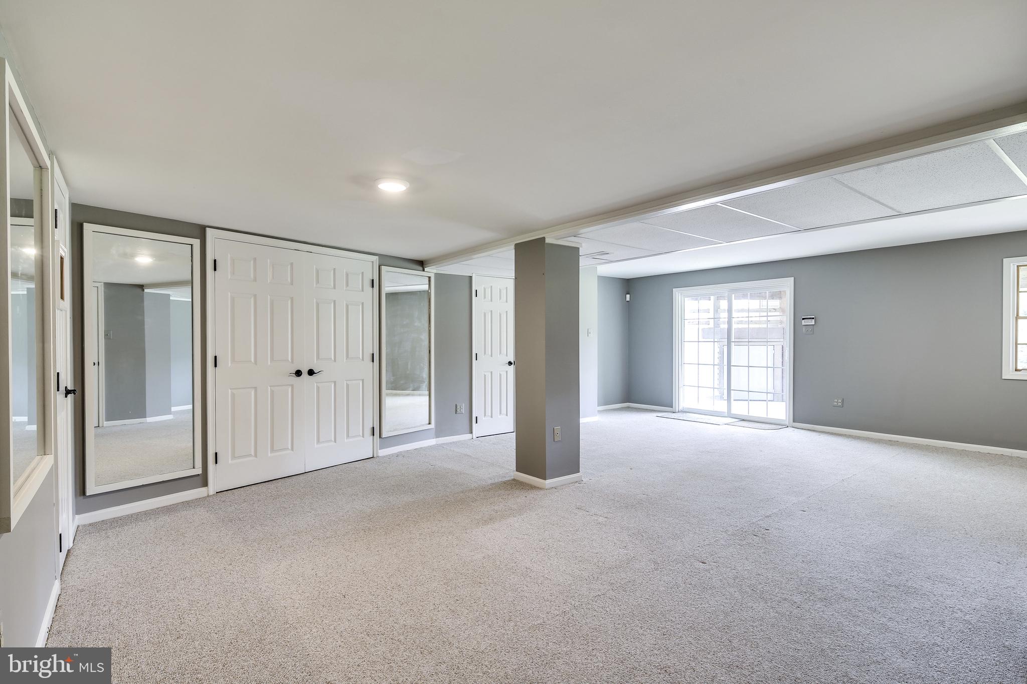 BURGUNDY FARMS - Residential