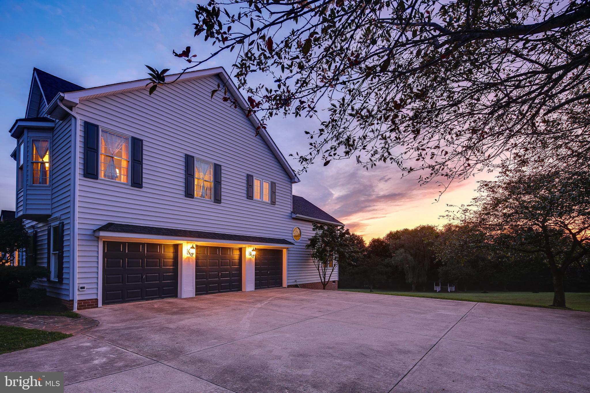 BURGUNDY FARMS - Residential