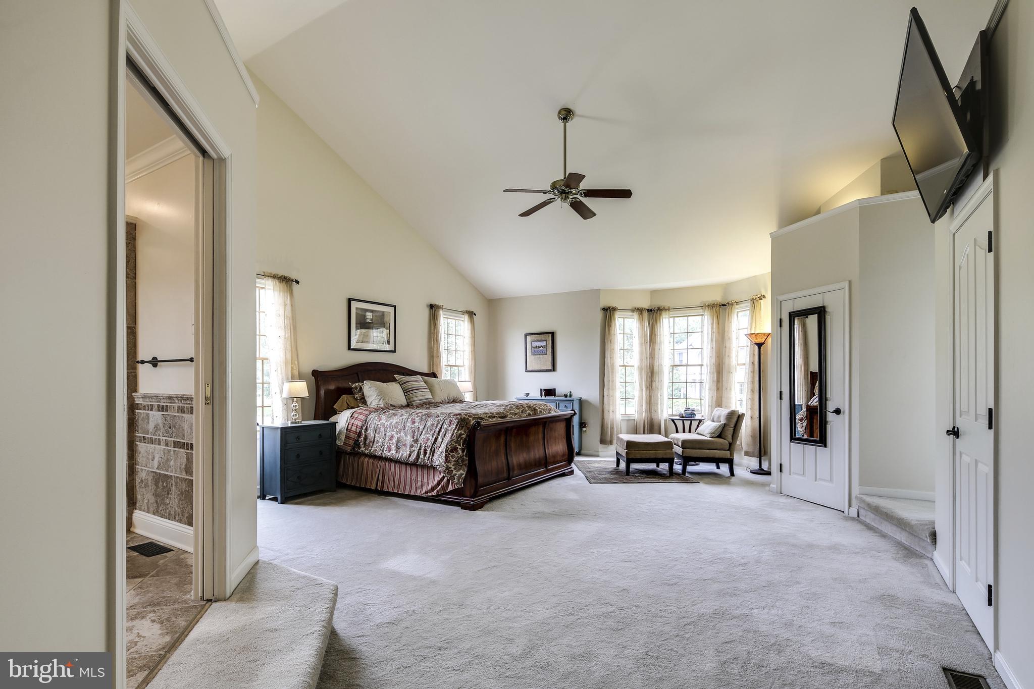 BURGUNDY FARMS - Residential