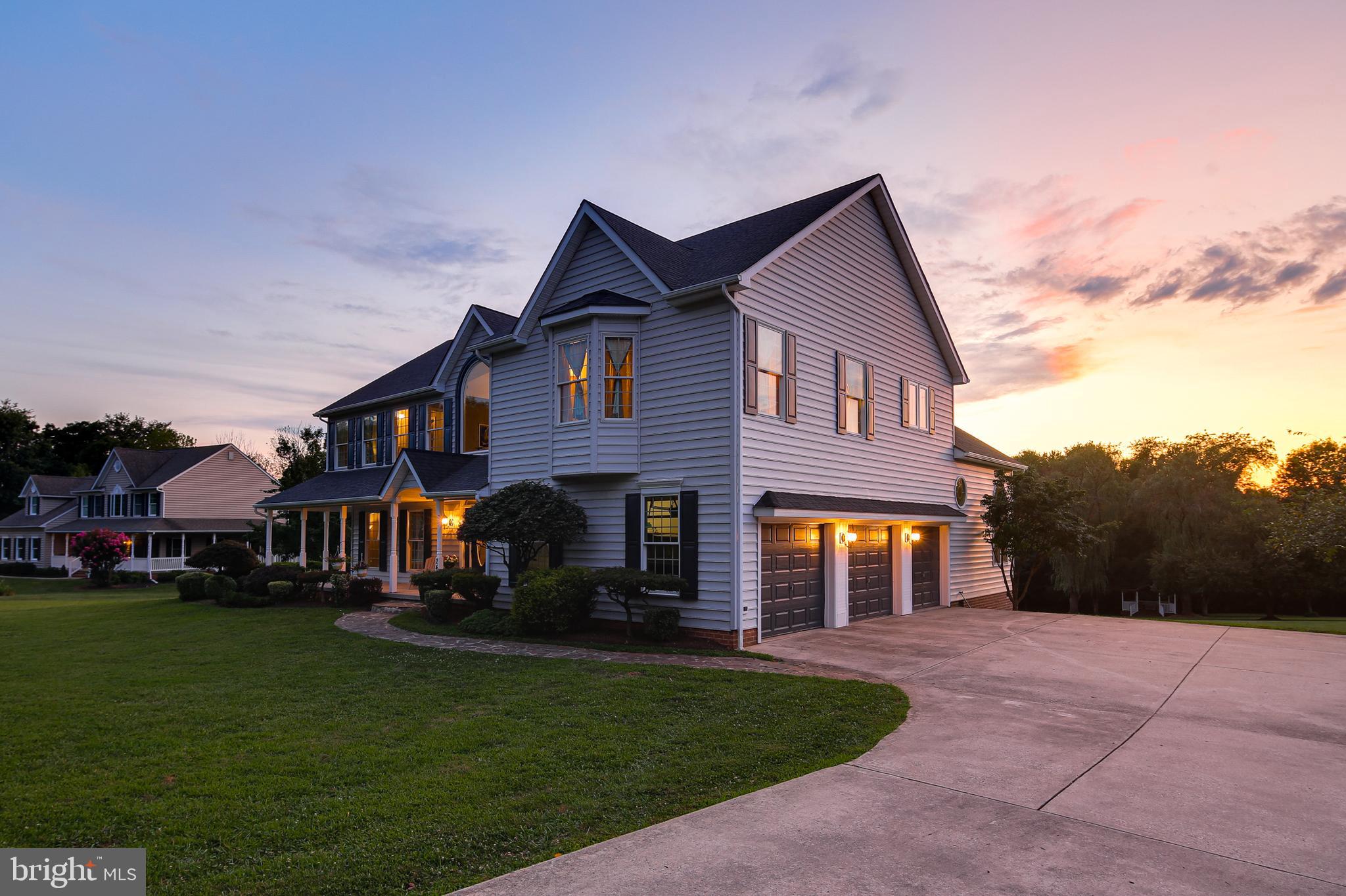 BURGUNDY FARMS - Residential
