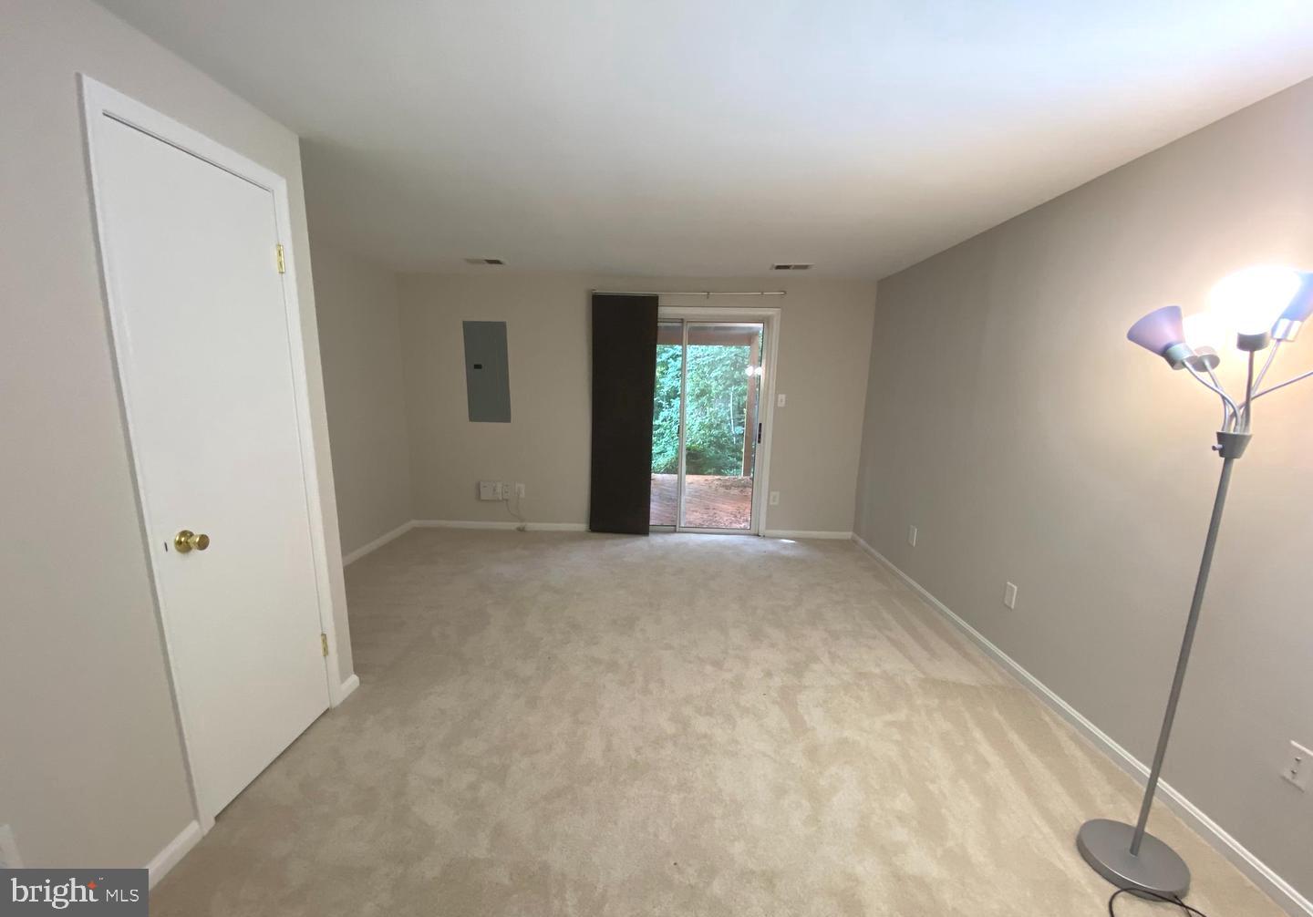 WHISPERWOOD - Residential Lease