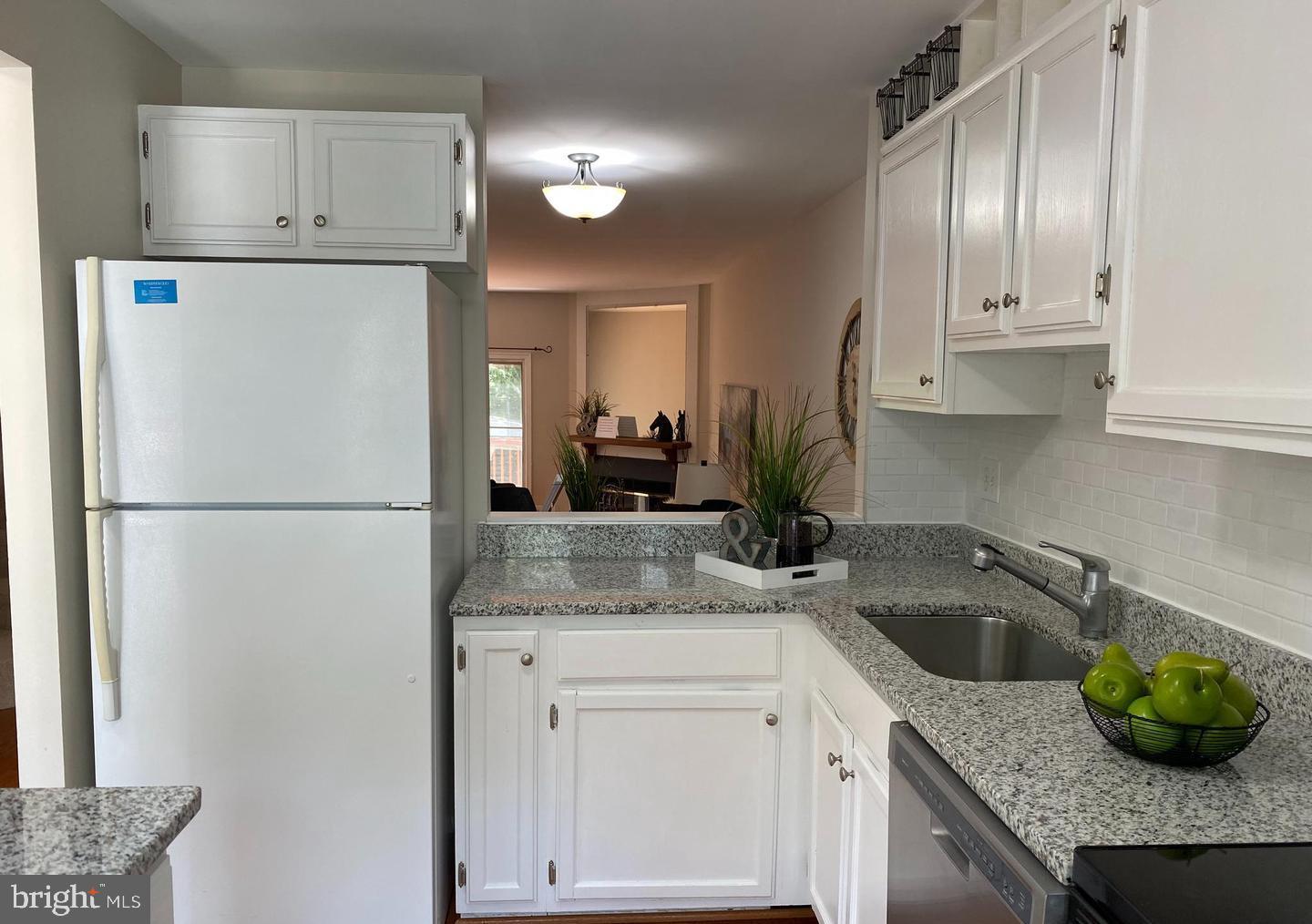 WHISPERWOOD - Residential Lease