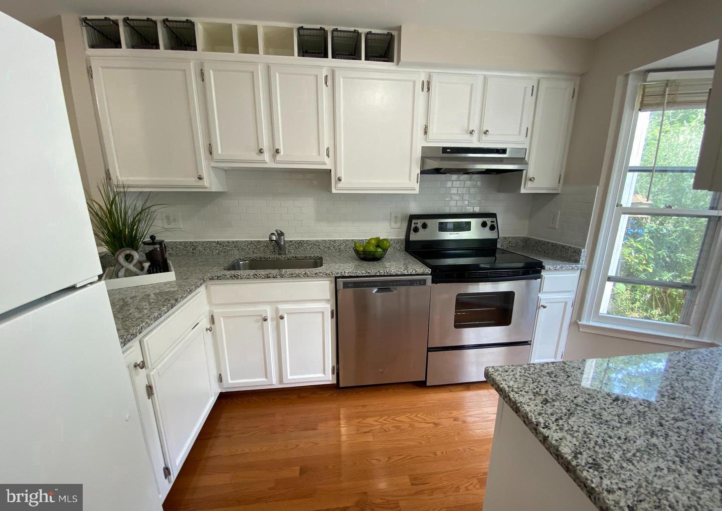 WHISPERWOOD - Residential Lease