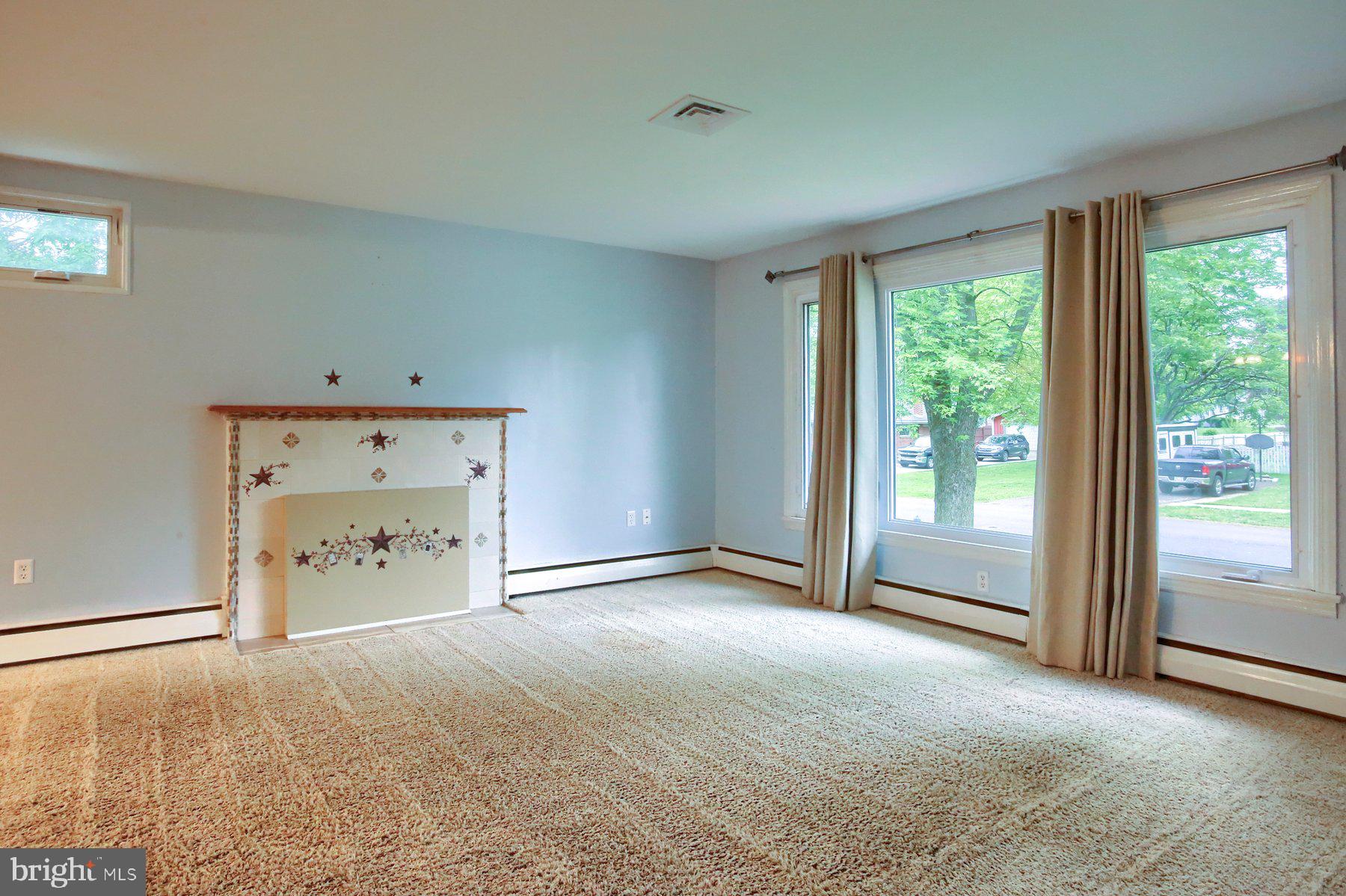 OAKWOOD PARK - Residential