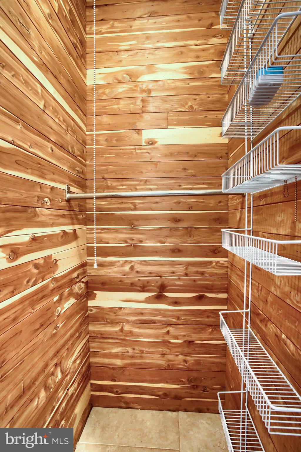 OAKWOOD PARK - Residential