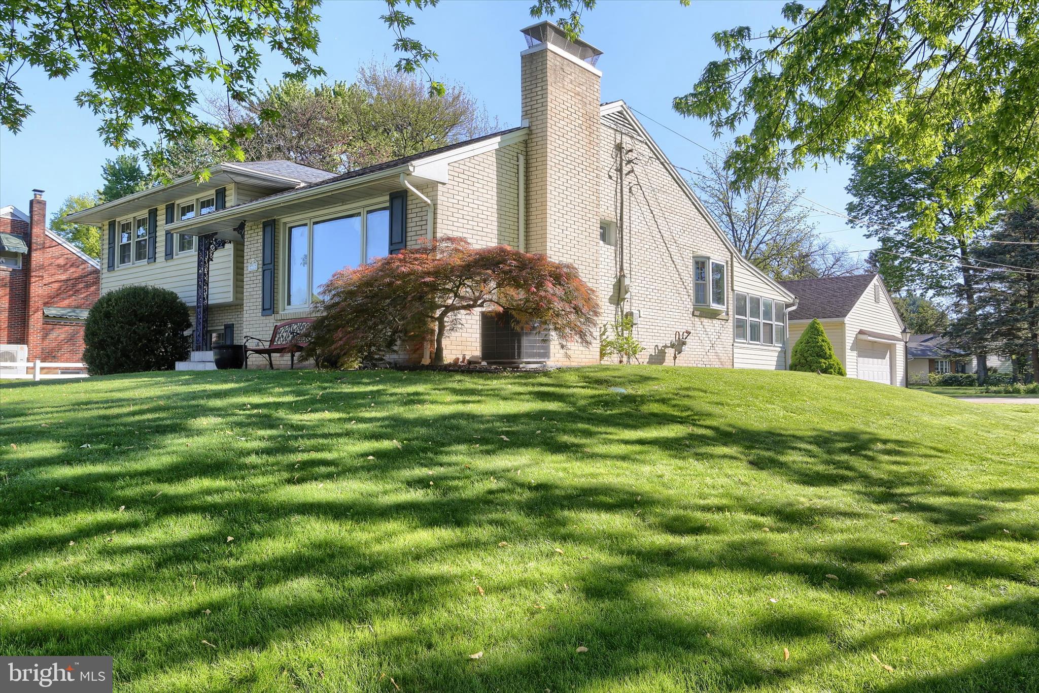 OAKWOOD PARK - Residential