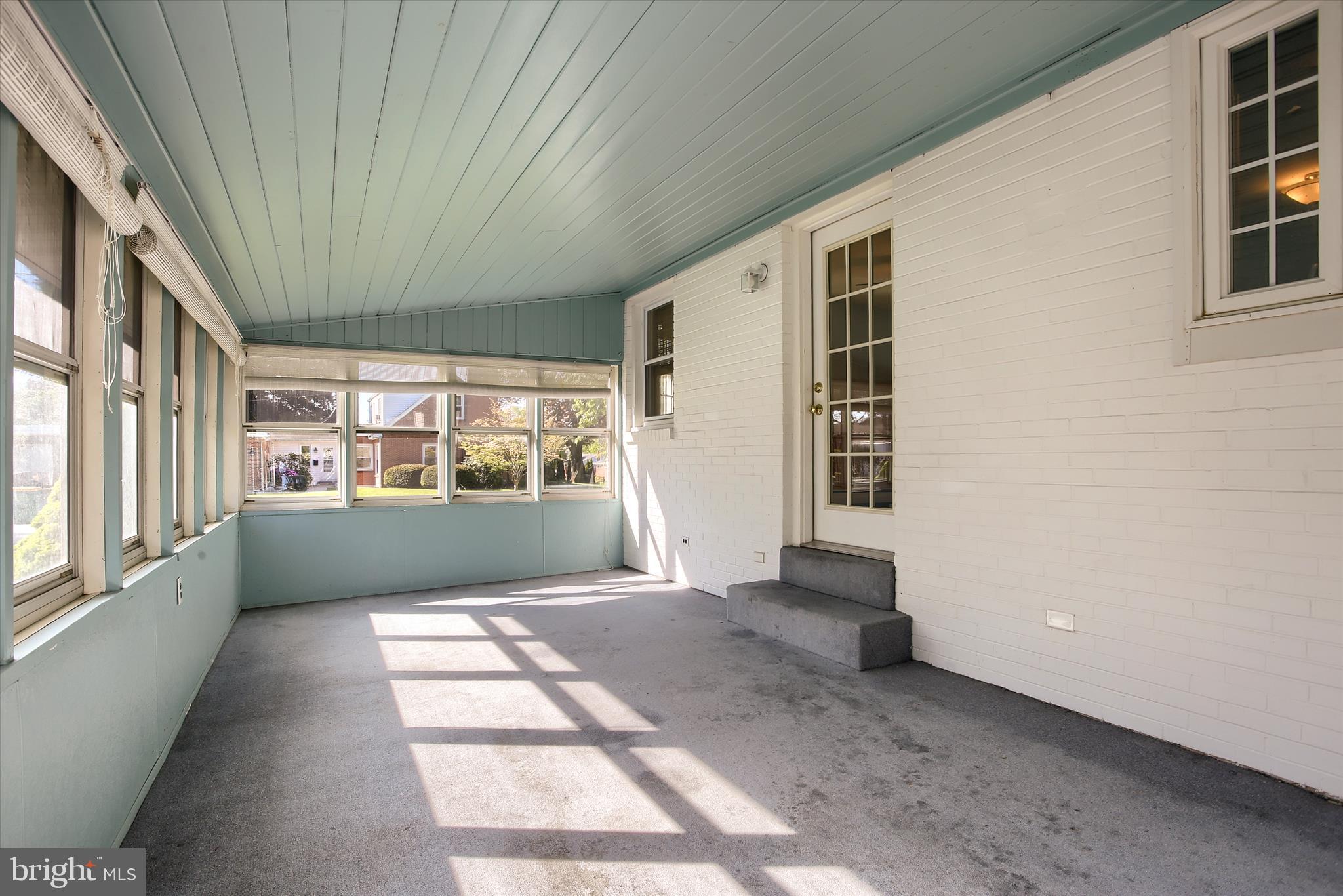 OAKWOOD PARK - Residential