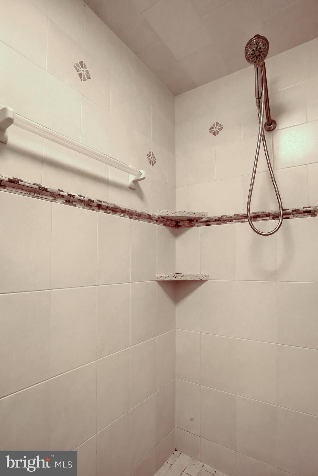 OAKWOOD PARK - Residential