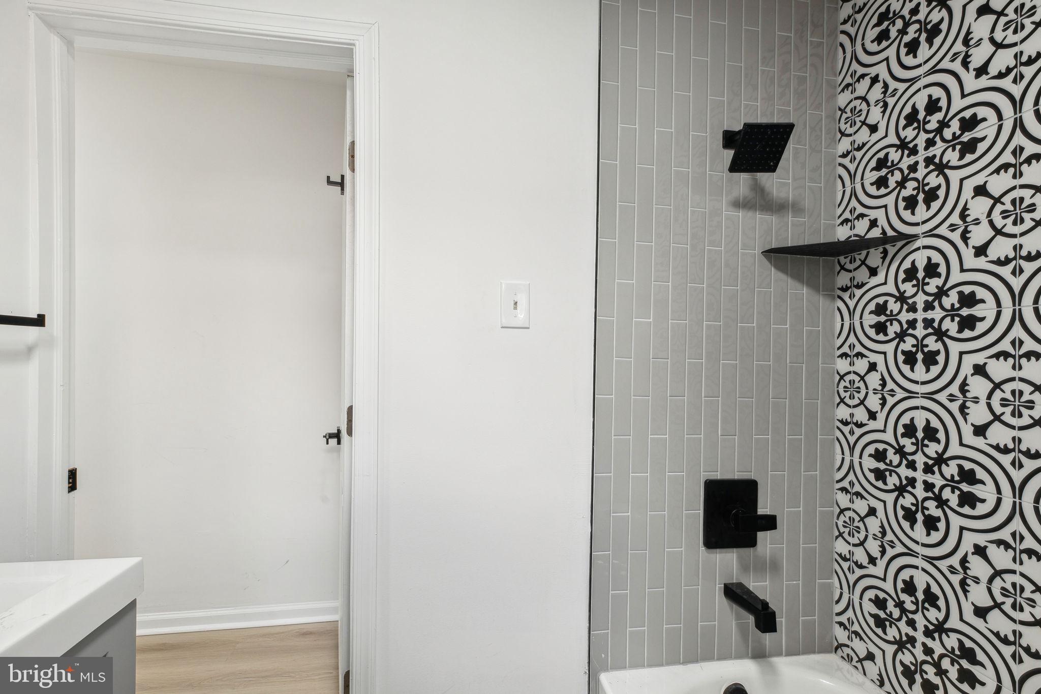 POINT BREEZE - Residential Lease