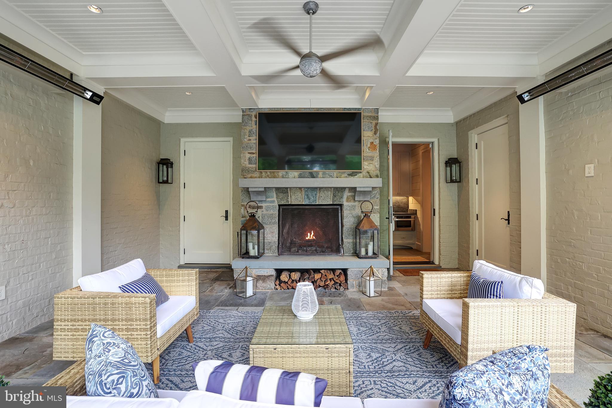 WESLEY HEIGHTS - Residential