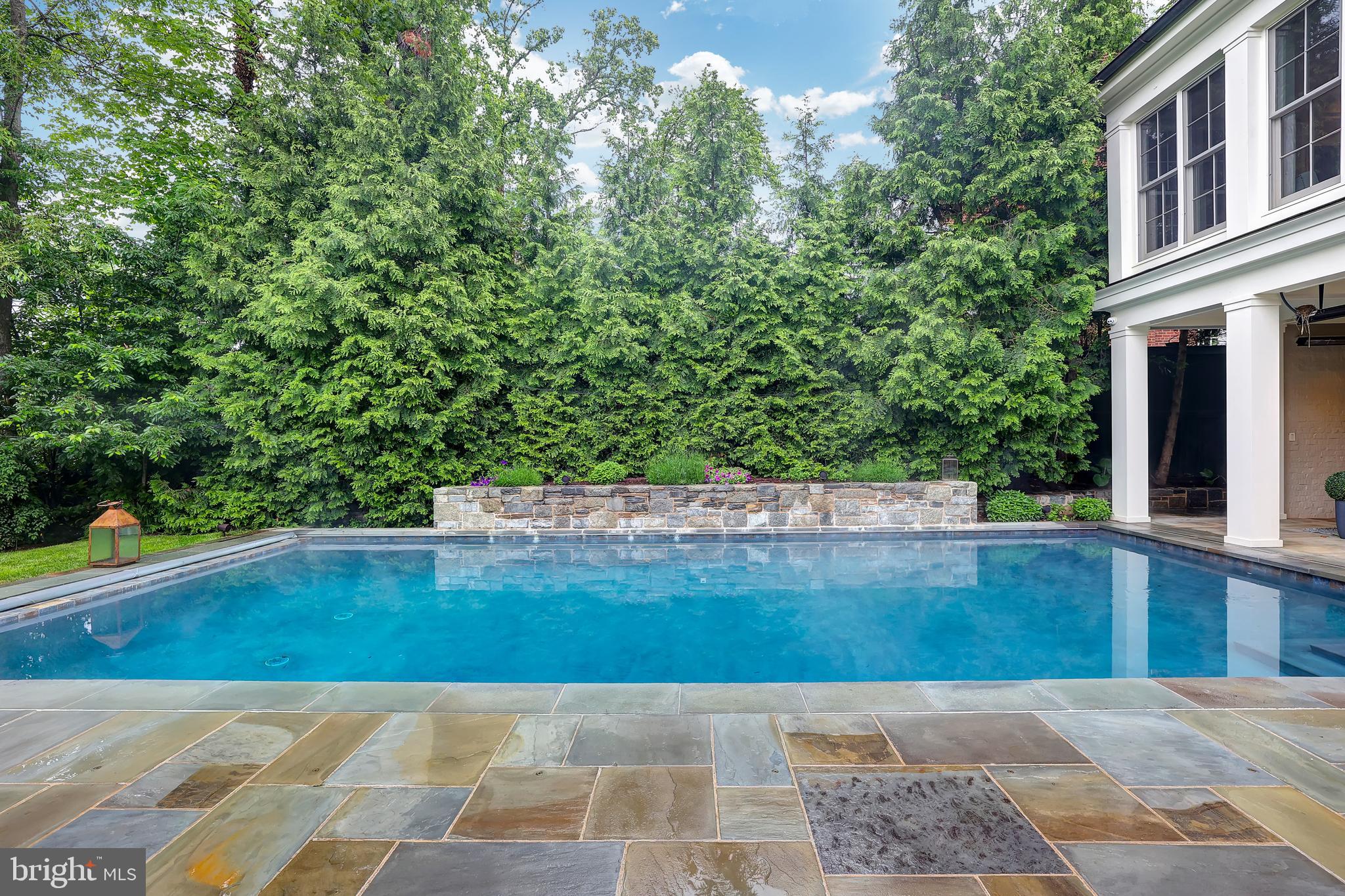 WESLEY HEIGHTS - Residential
