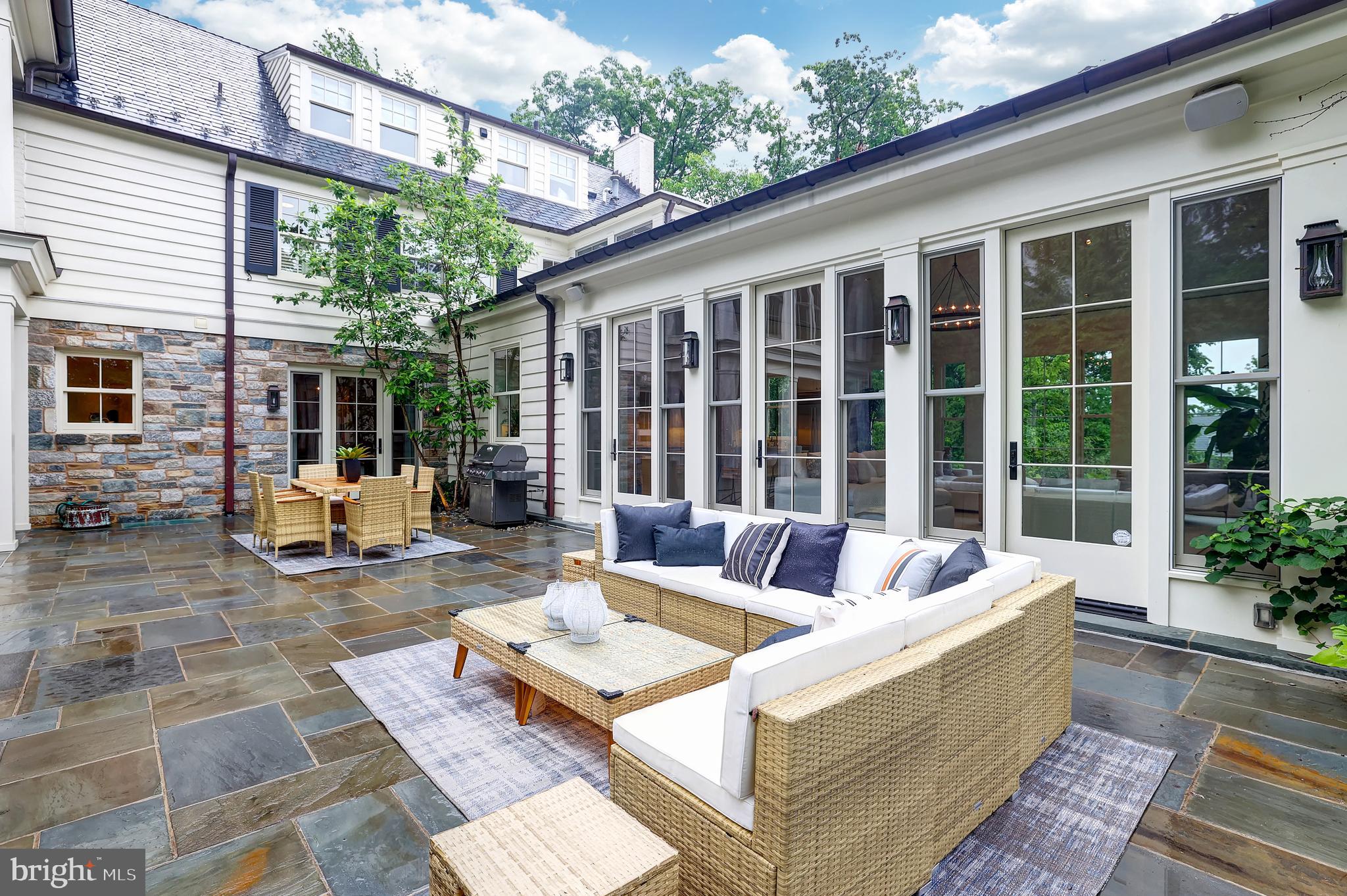 WESLEY HEIGHTS - Residential