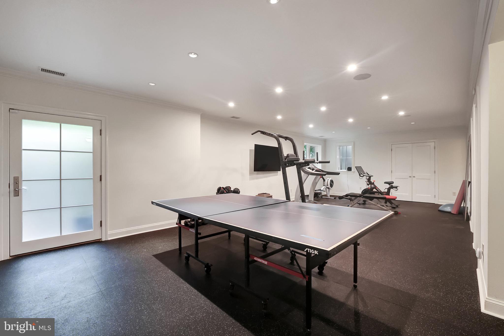 WESLEY HEIGHTS - Residential