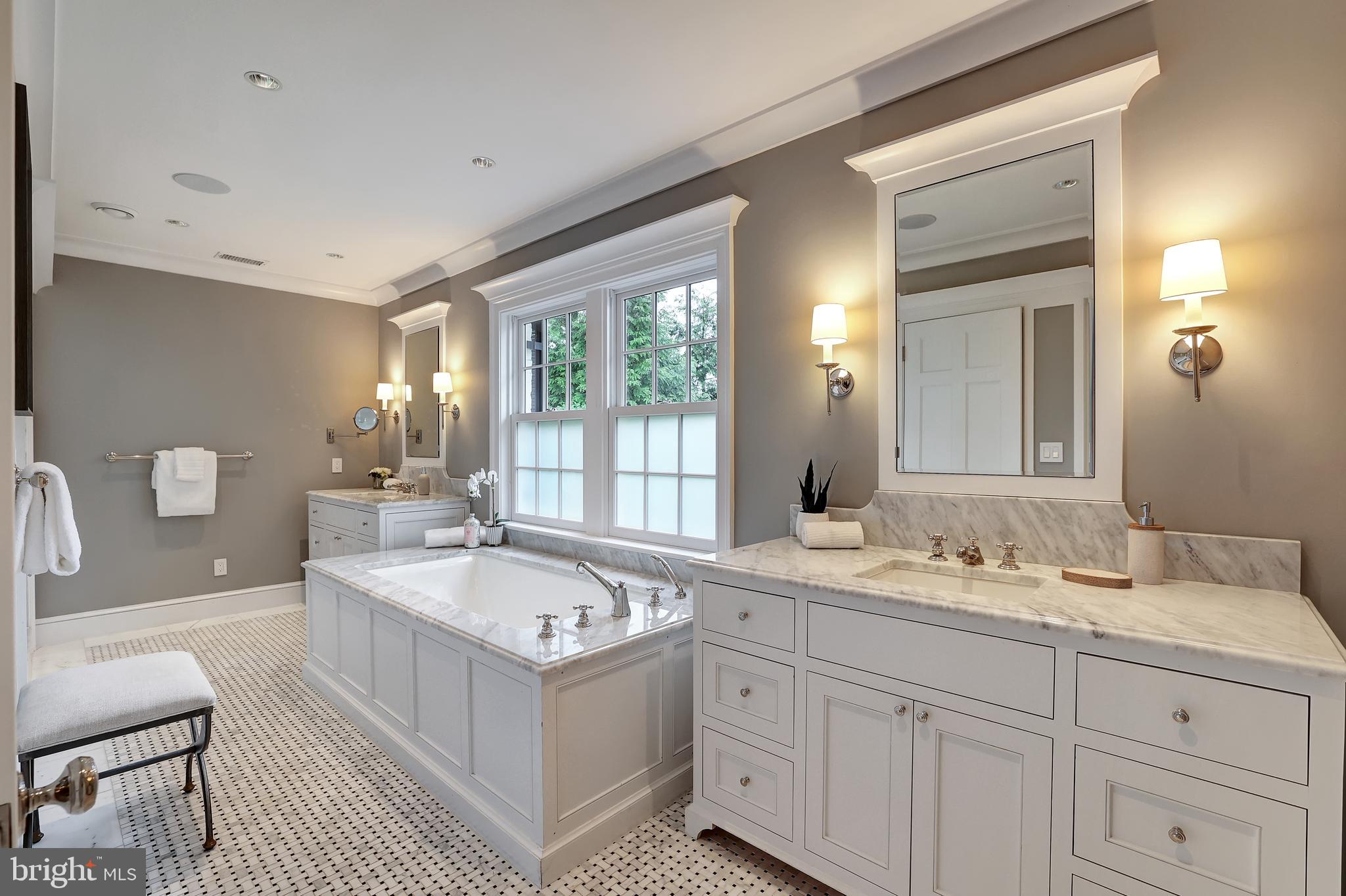 WESLEY HEIGHTS - Residential