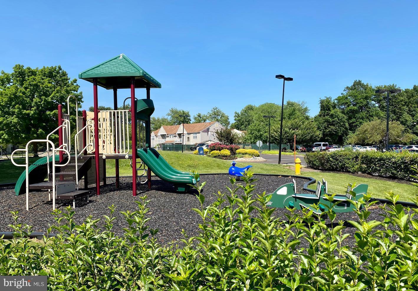 BAKERS BAY CONDOMINIUMS - Residential