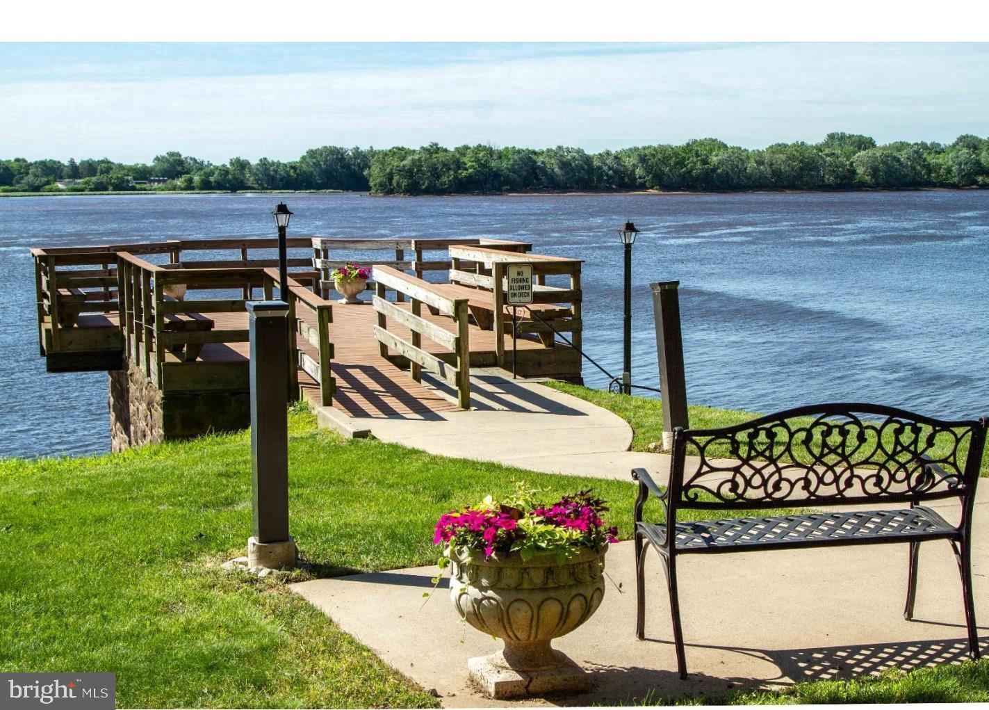 BAKERS BAY CONDOMINIUMS - Residential