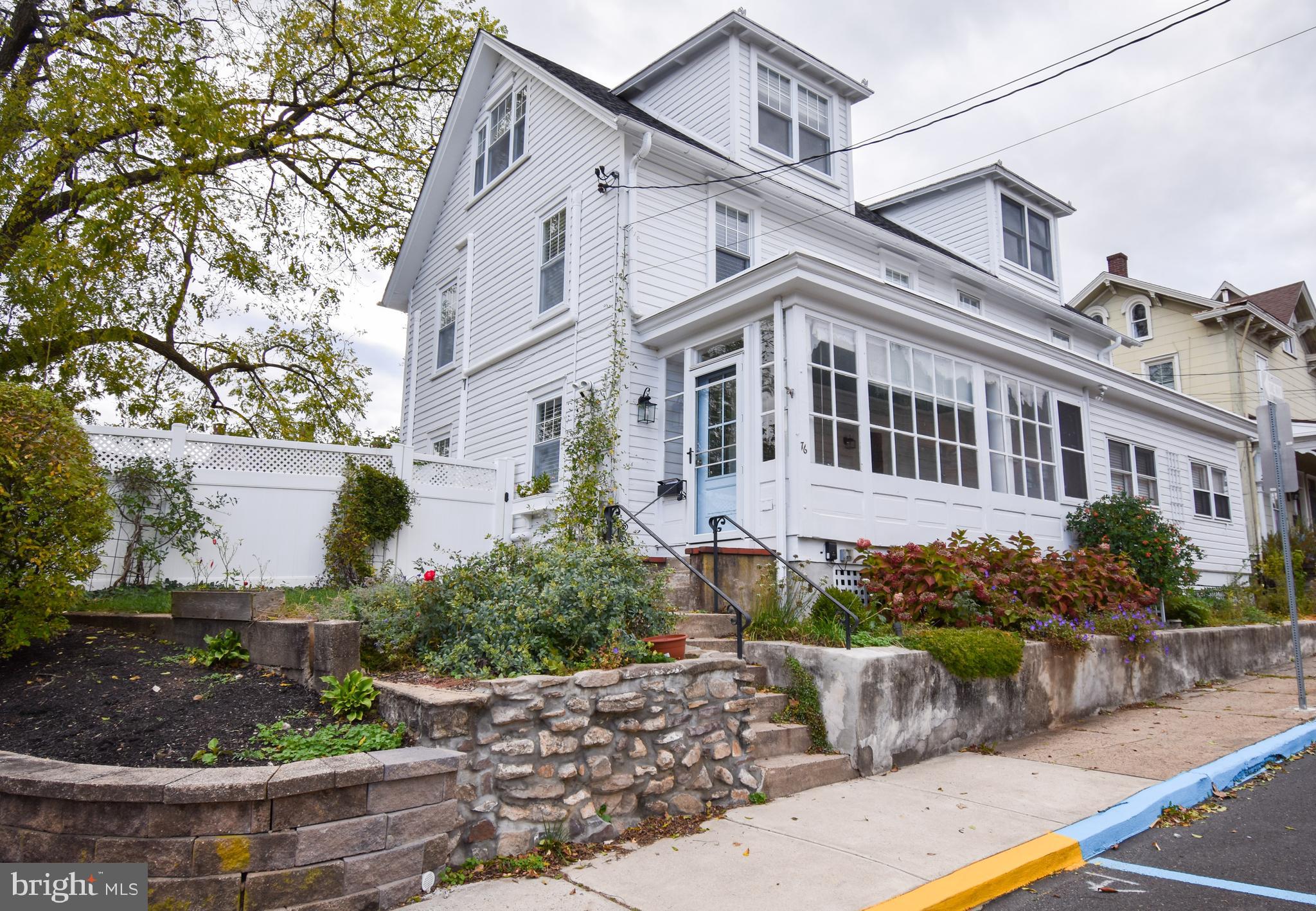 DOYLESTOWN BORO - Residential Lease