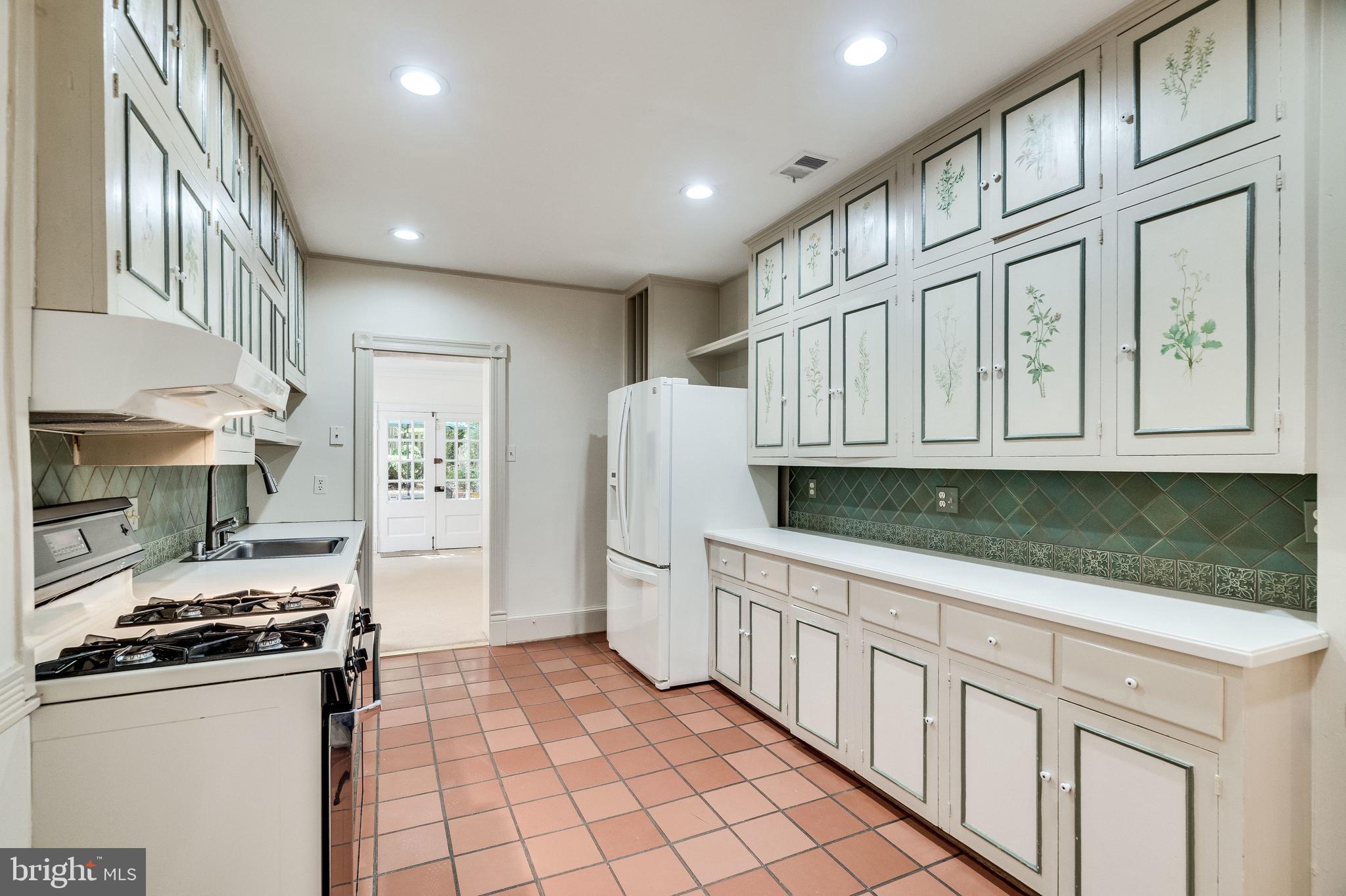 OLD TOWN SE QUADRANT - Residential