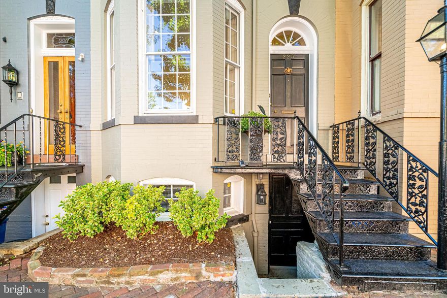 Circa 1875 Victorian residence overlooking St. Paul's Church on a quiet block in the heart of Old Town.  This four bedroom and three bathroom home has 10' ceilings, tall windows, original details, beautifully refinished hardwood floors, wood burning fireplace and a family room off the kitchen.  There is a second floor sunroom with an abundance of windows overlooking the private lush walled garden.  Unique to Old Town is a lower level with a full bathroom and private entrance from South Pitt Street.  All this is just steps away from your favorite King Street shops and restaurants and the Potomac River waterfront.  Easy access to DC and Reagan Airport.  PLEASE SEE VIRTUAL TOUR