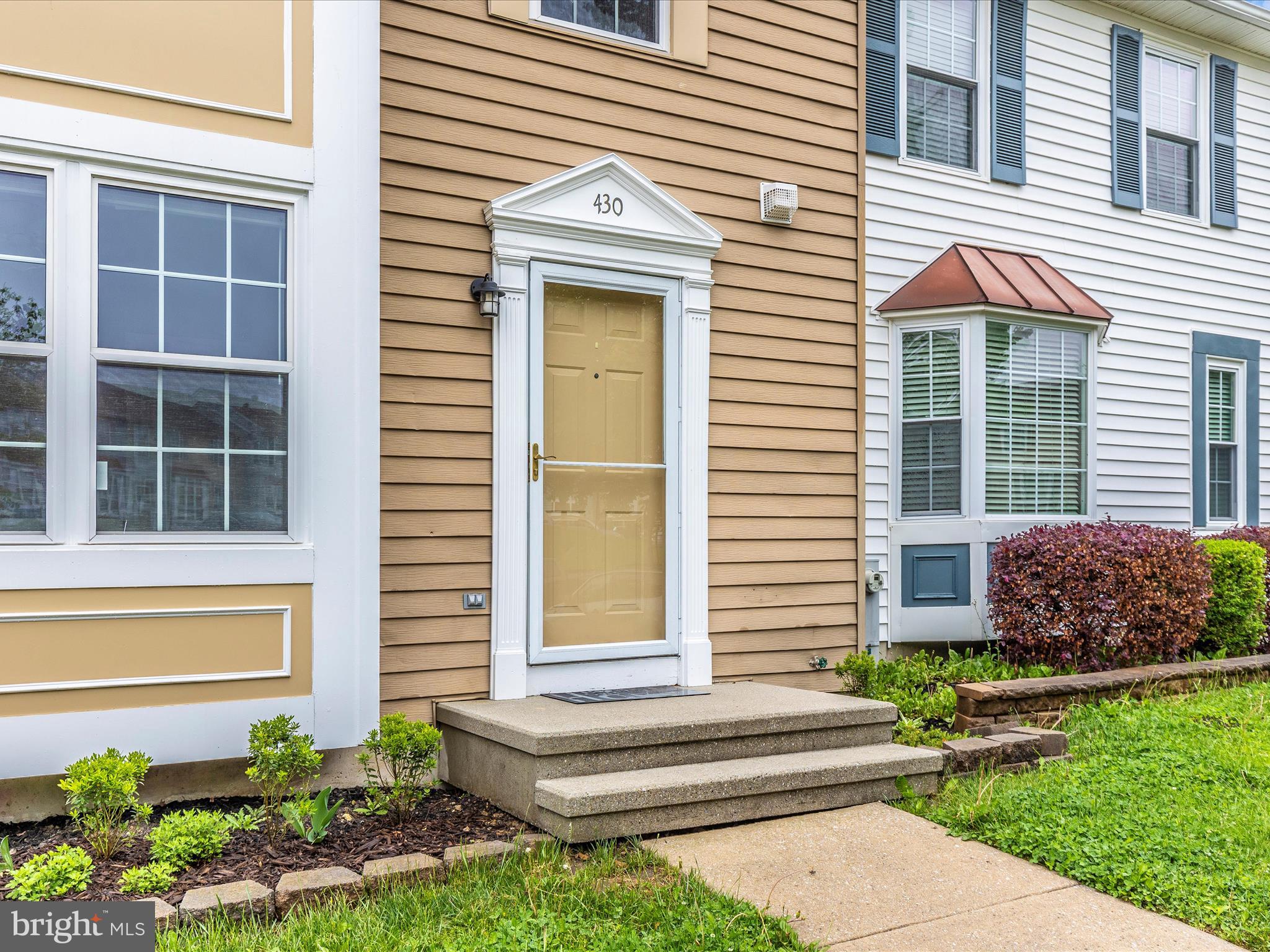 FURNACE HILLS - Residential Lease