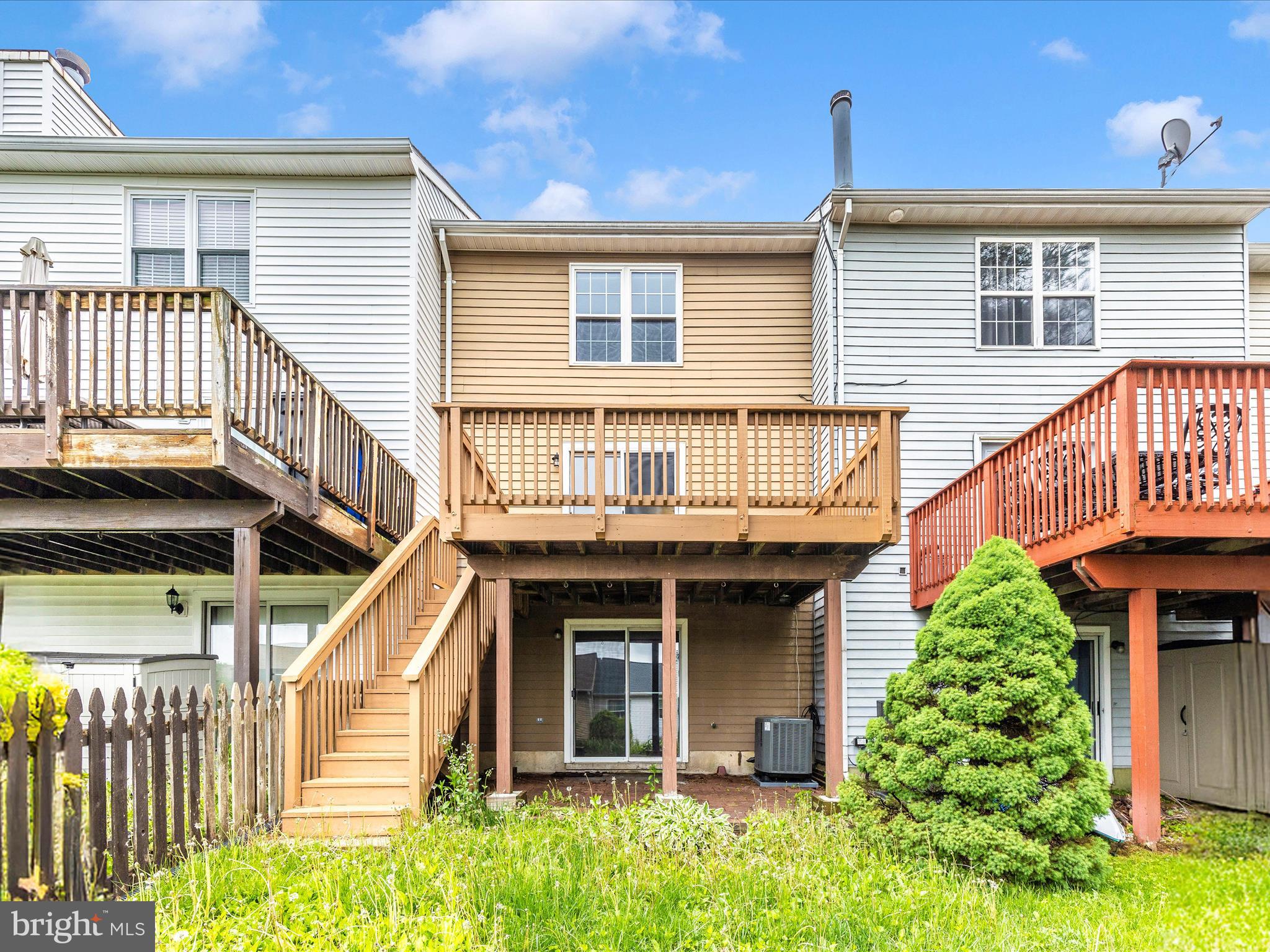 FURNACE HILLS - Residential Lease