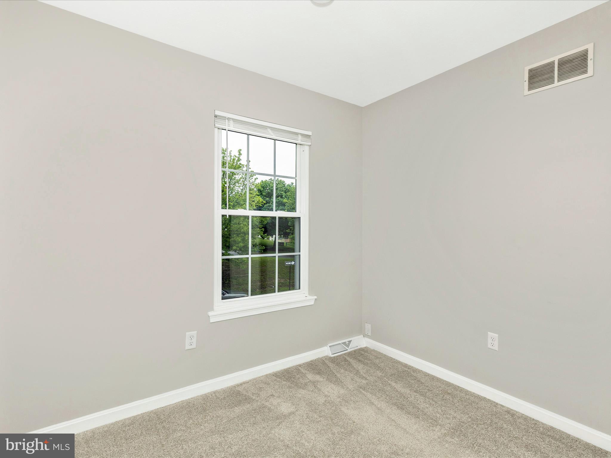 FURNACE HILLS - Residential Lease