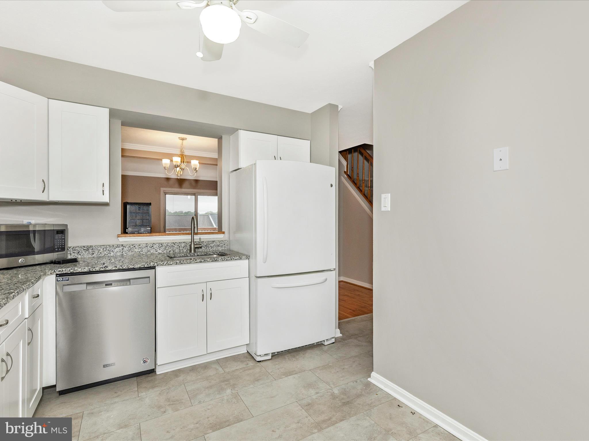 FURNACE HILLS - Residential Lease