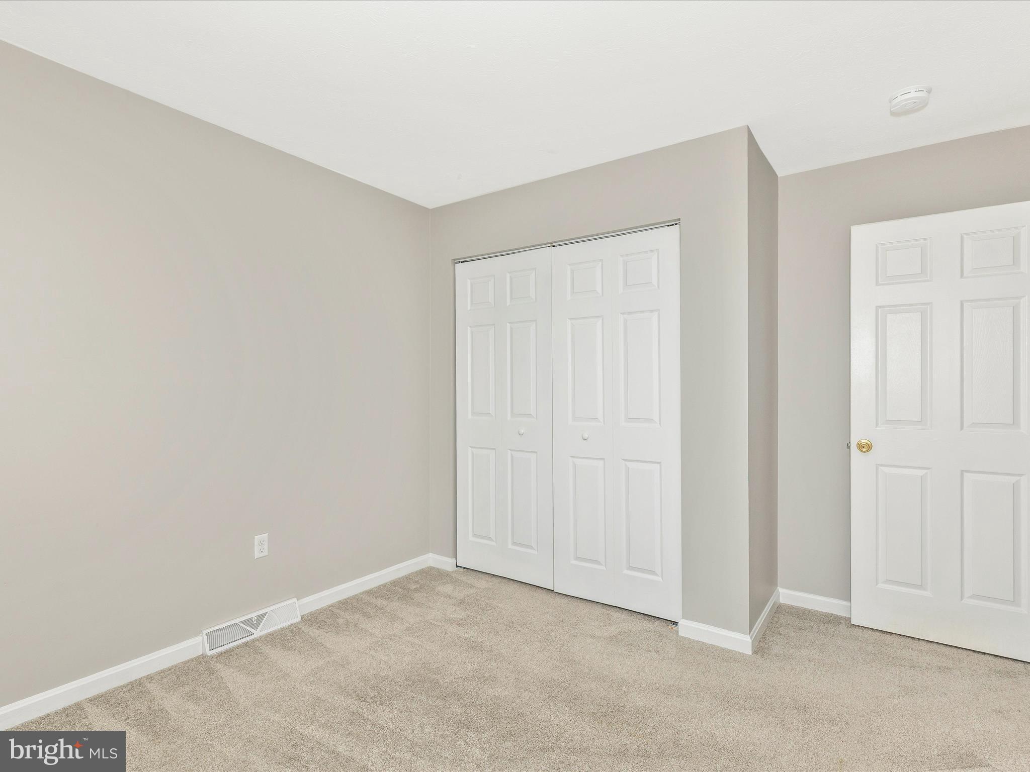 FURNACE HILLS - Residential Lease