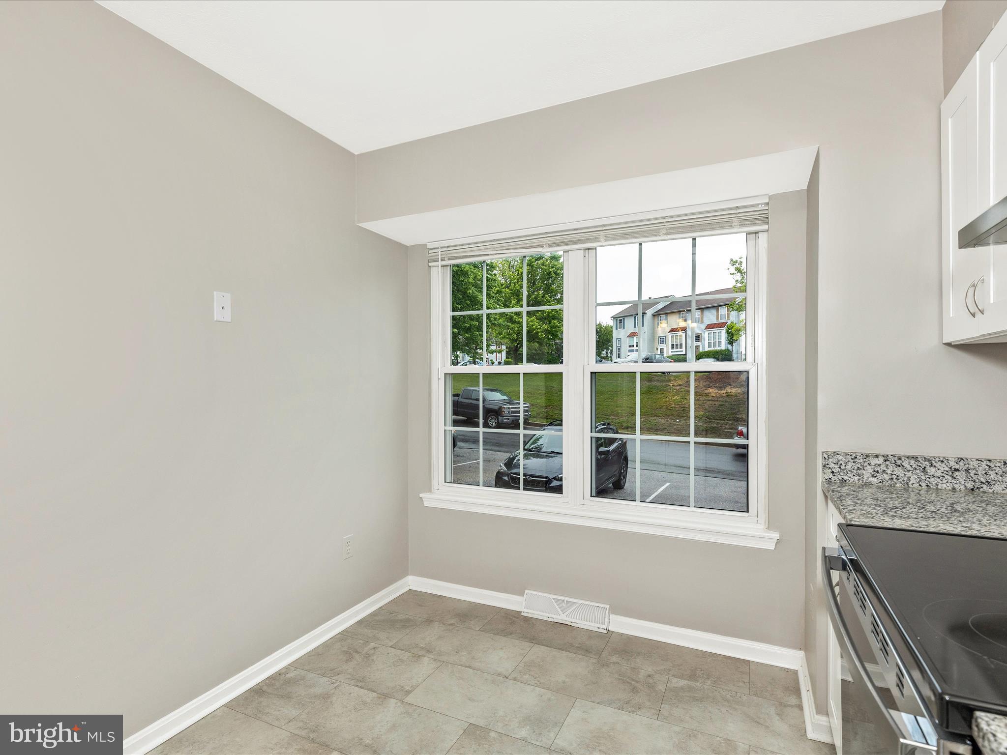 FURNACE HILLS - Residential Lease