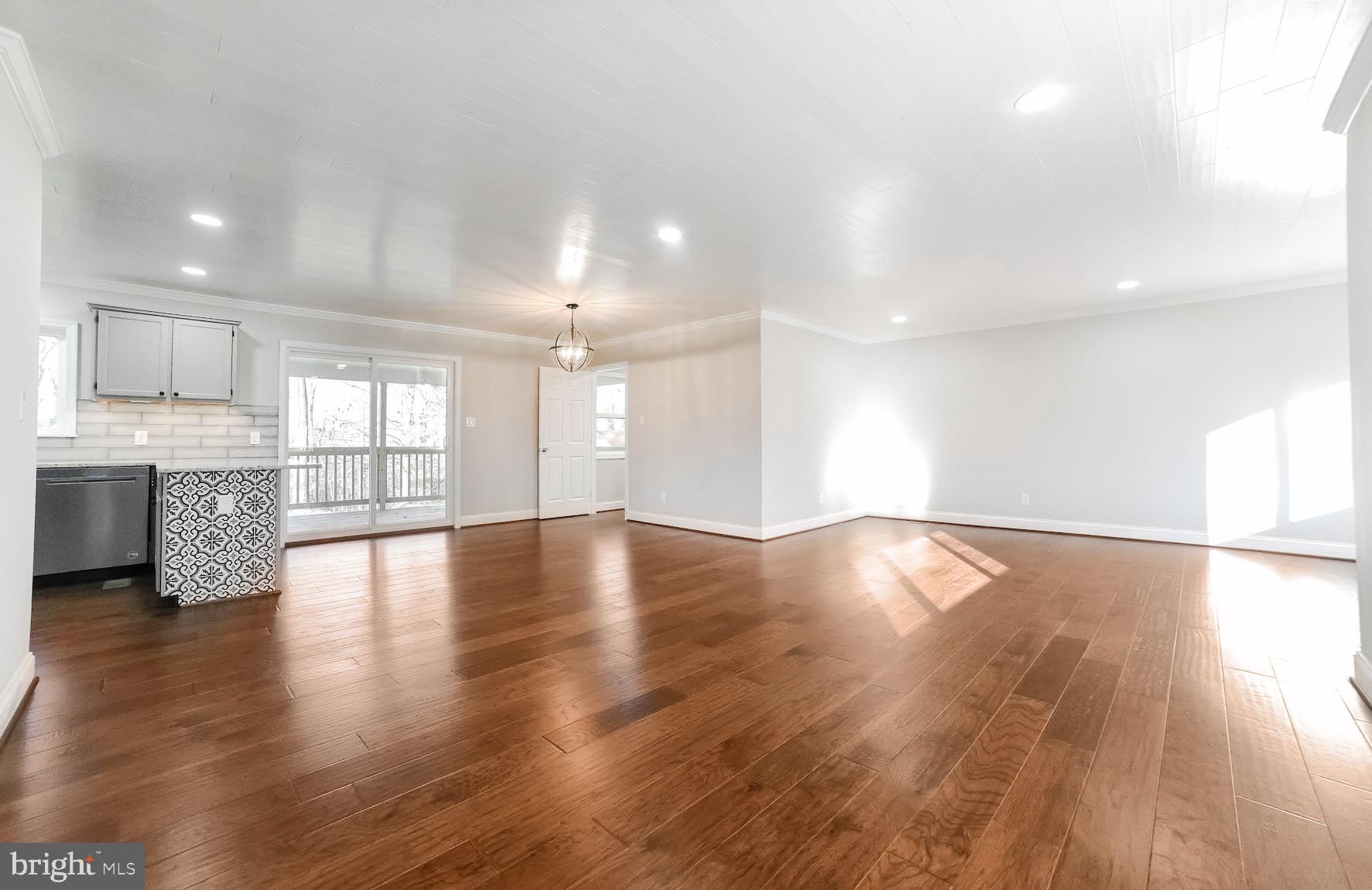 GARDEN ESTATES - Residential