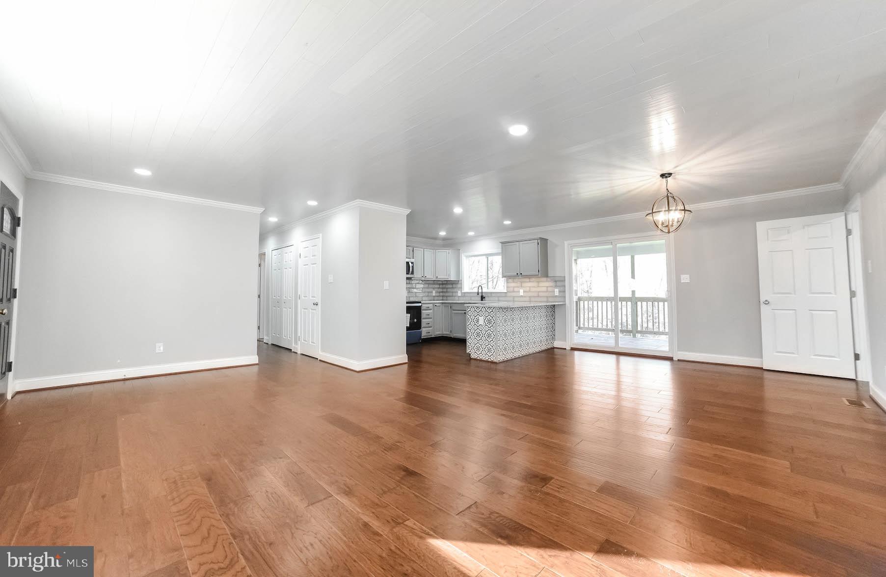 GARDEN ESTATES - Residential