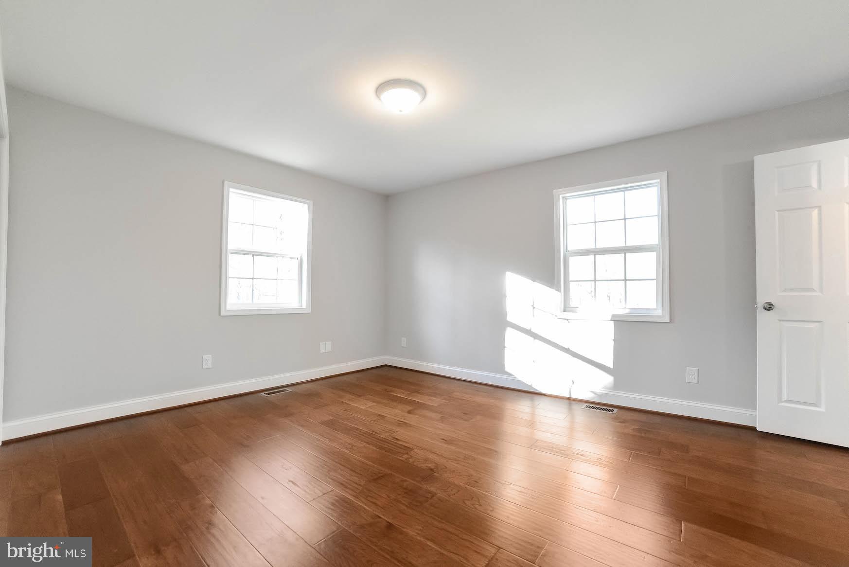 GARDEN ESTATES - Residential