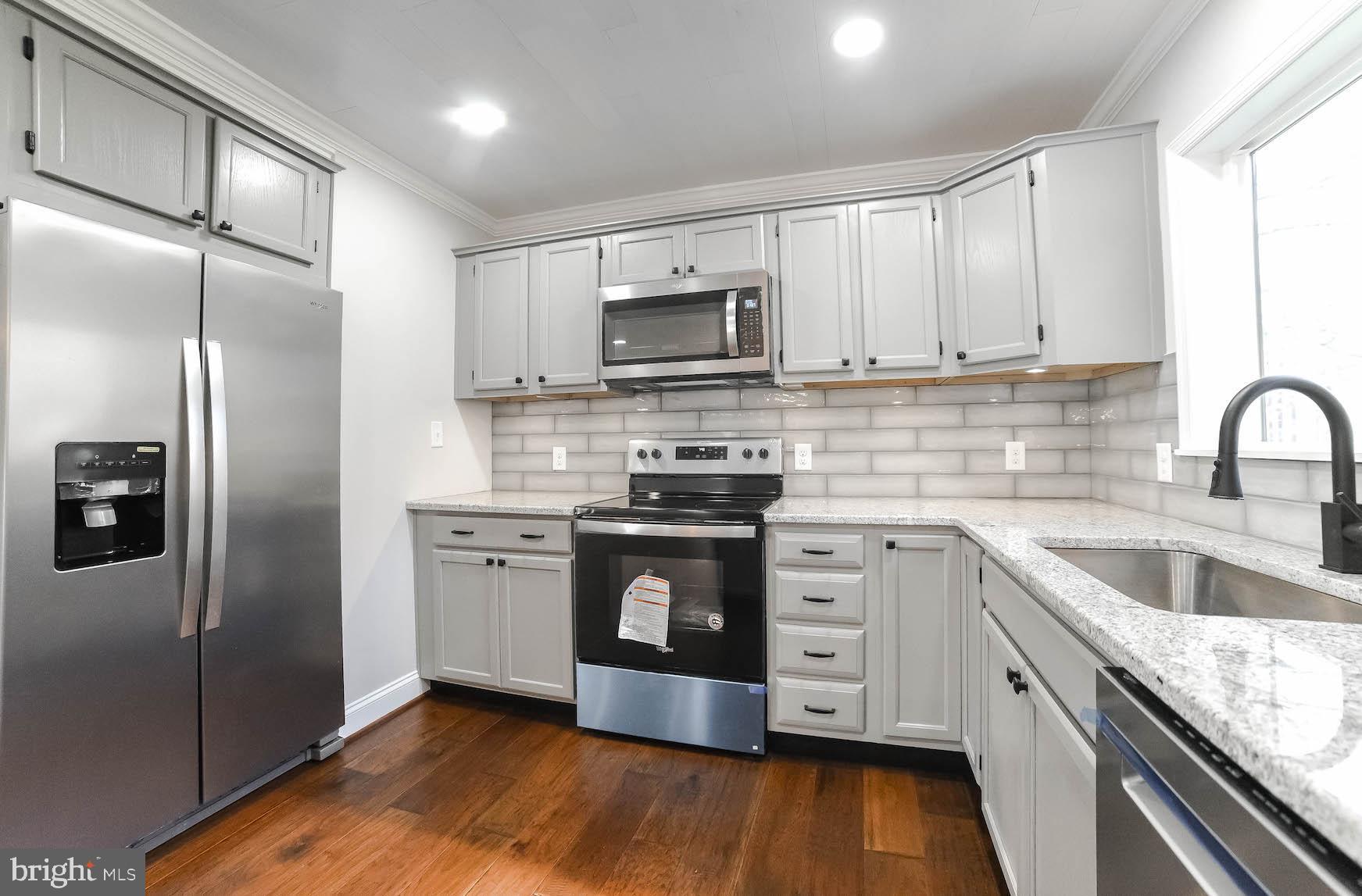 GARDEN ESTATES - Residential