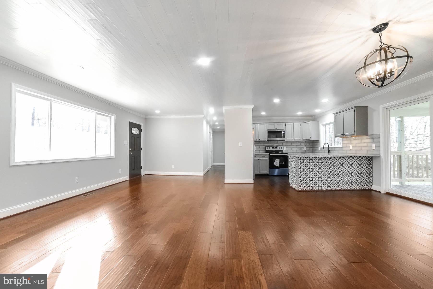 GARDEN ESTATES - Residential