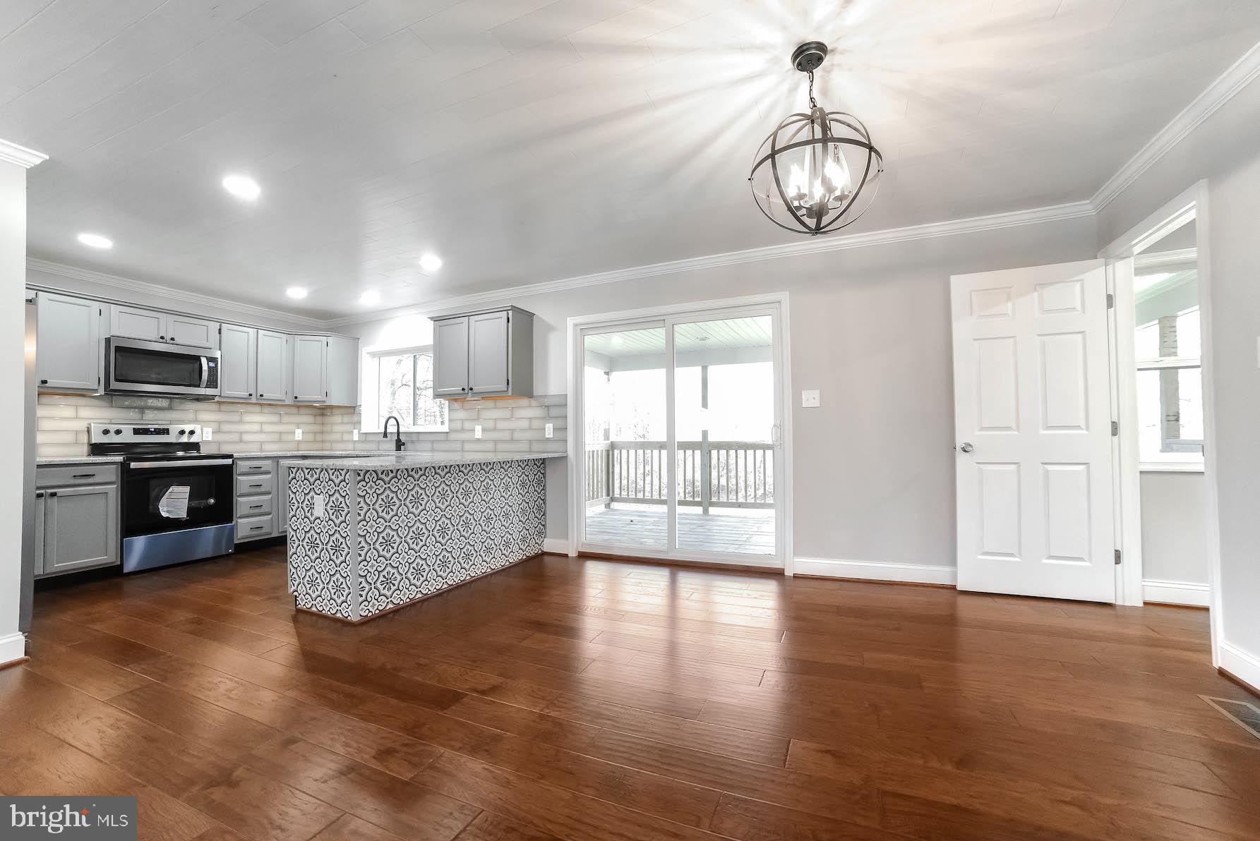 GARDEN ESTATES - Residential