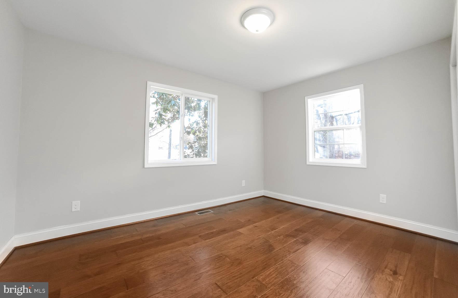 GARDEN ESTATES - Residential