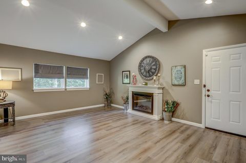 Photo of 923 OAK ST, AKRON, PA 17501 (MLS # PALA2035256)