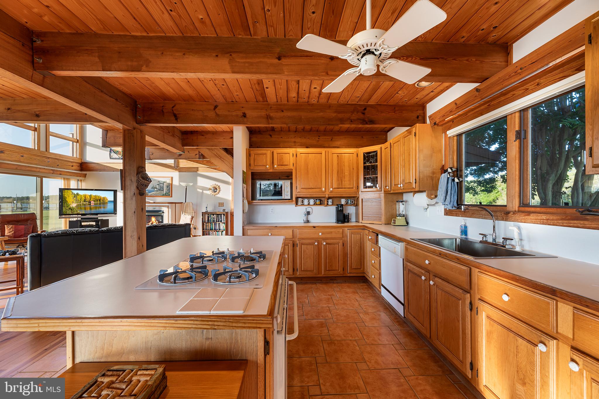 BROMWELLS ADVENTURE - Residential