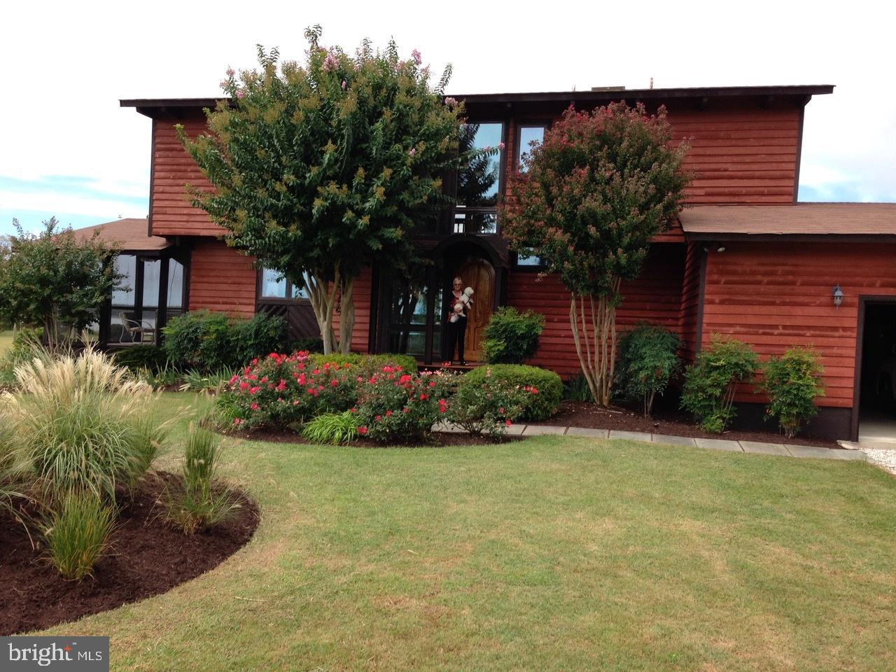 BROMWELLS ADVENTURE - Residential