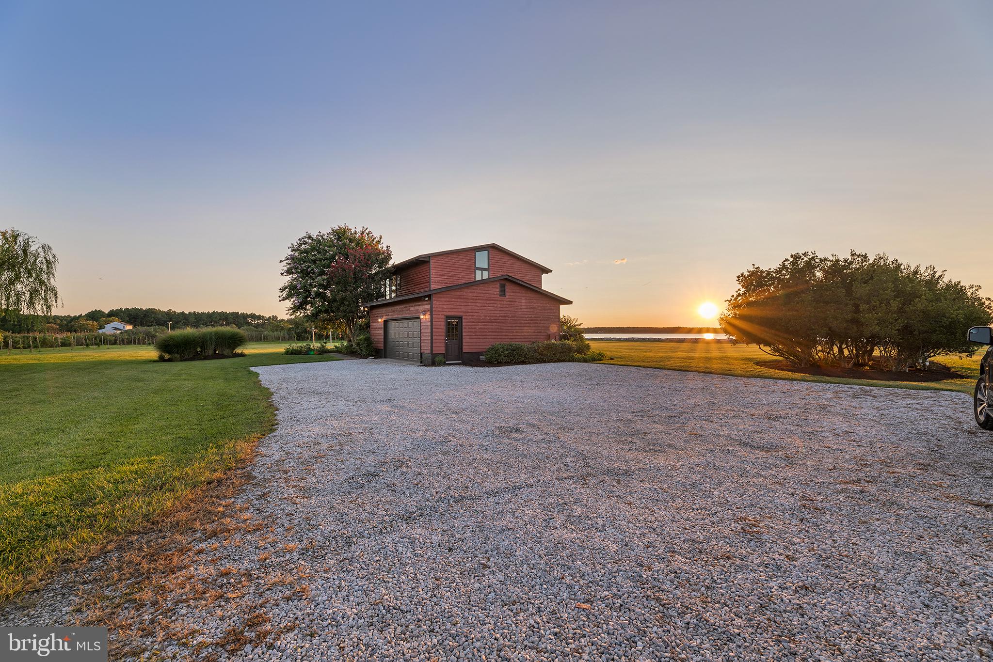 BROMWELLS ADVENTURE - Residential