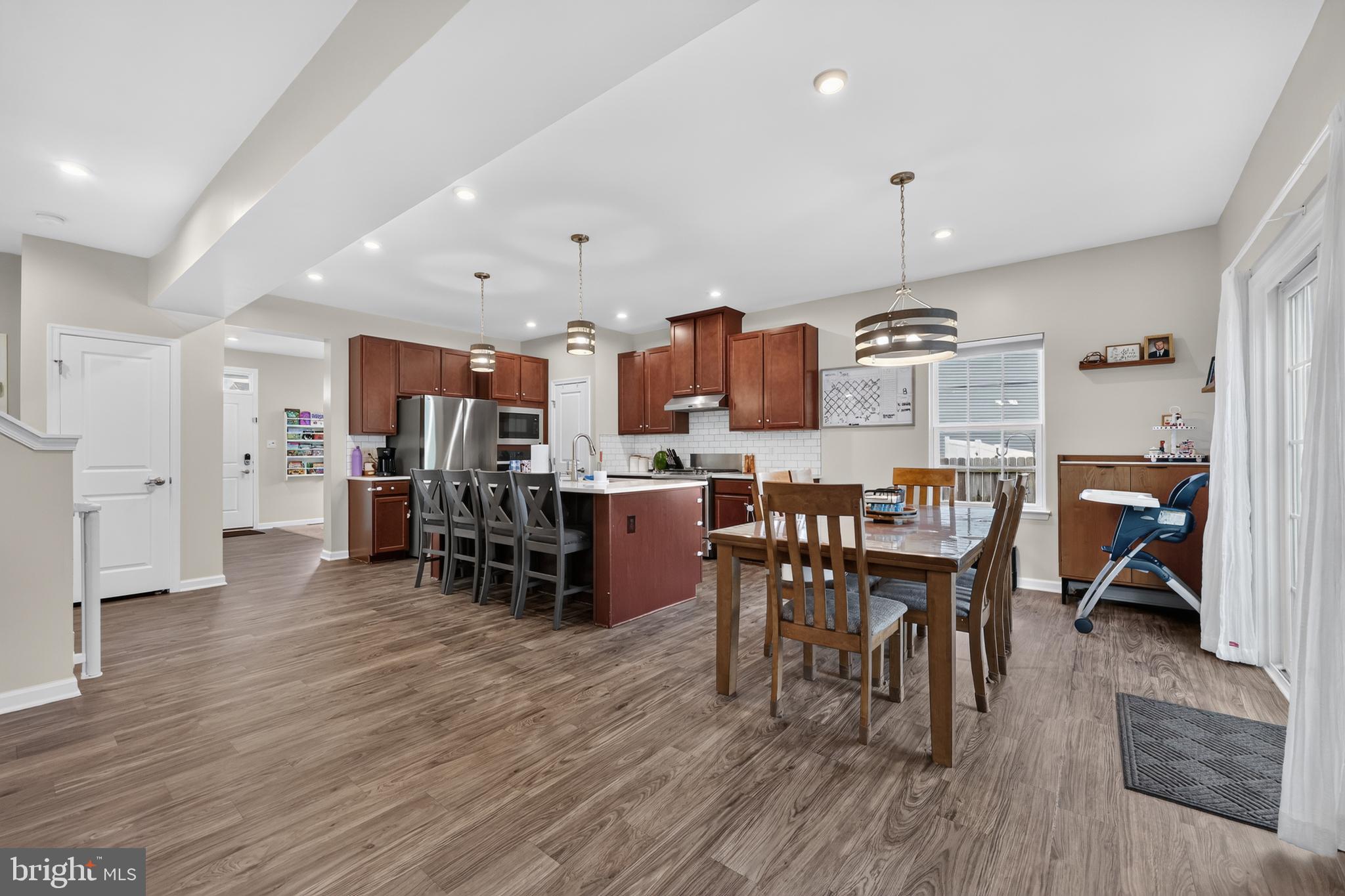 38 CIRCLE DRIVE