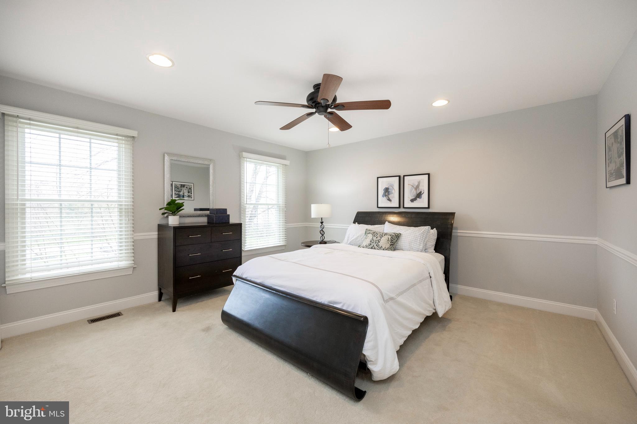 ROCKFORD CROSSING - Residential