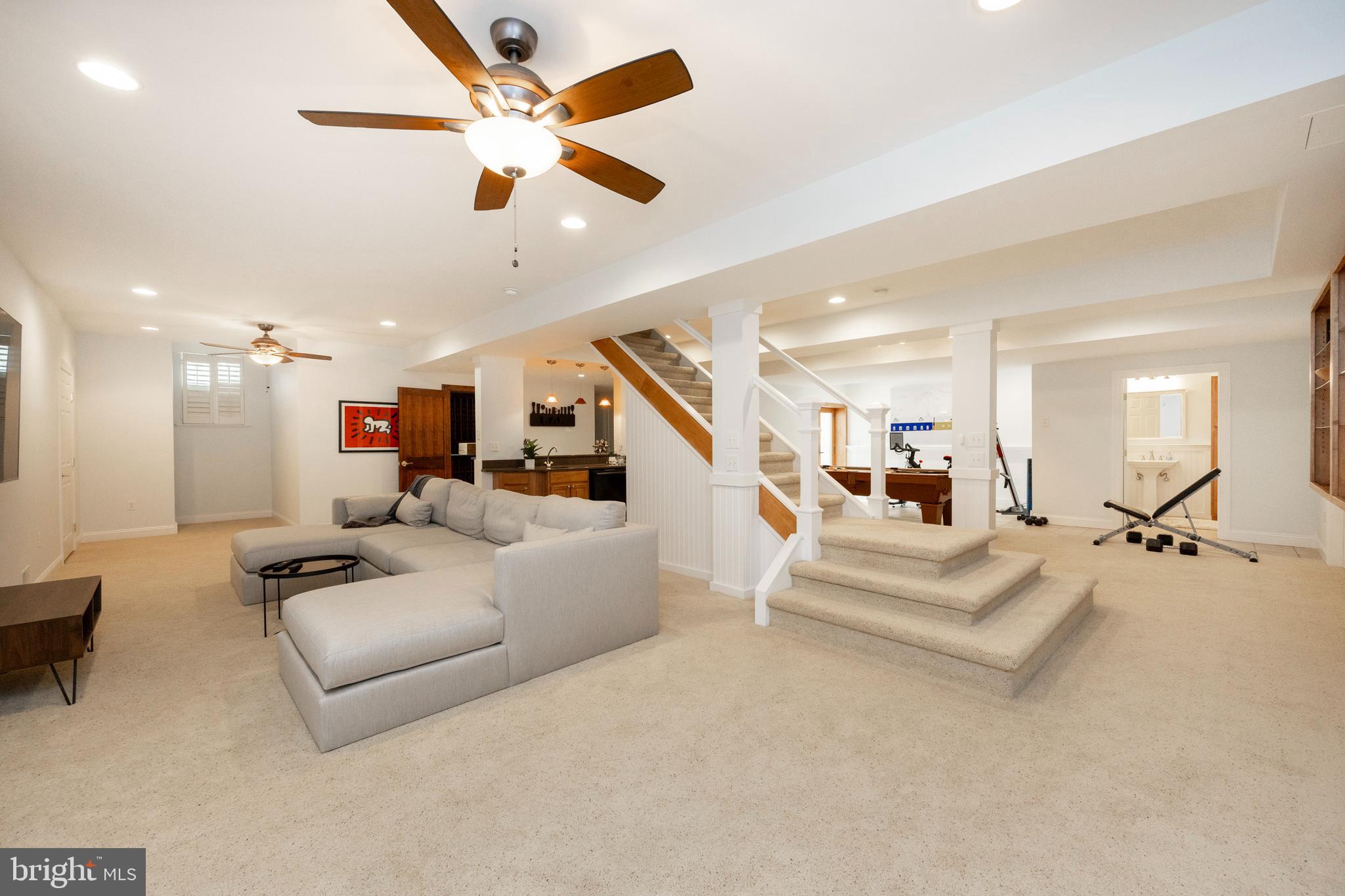 ROCKFORD CROSSING - Residential