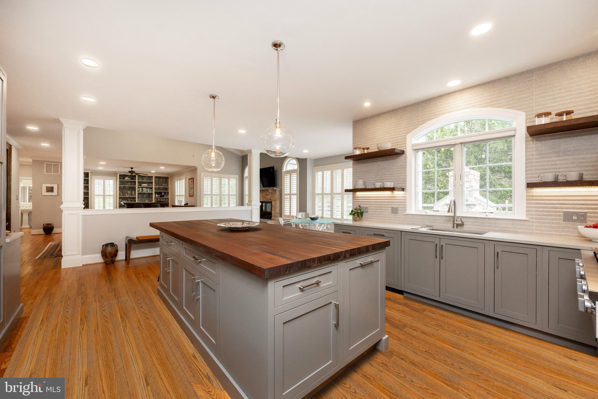 ROCKFORD CROSSING - Residential