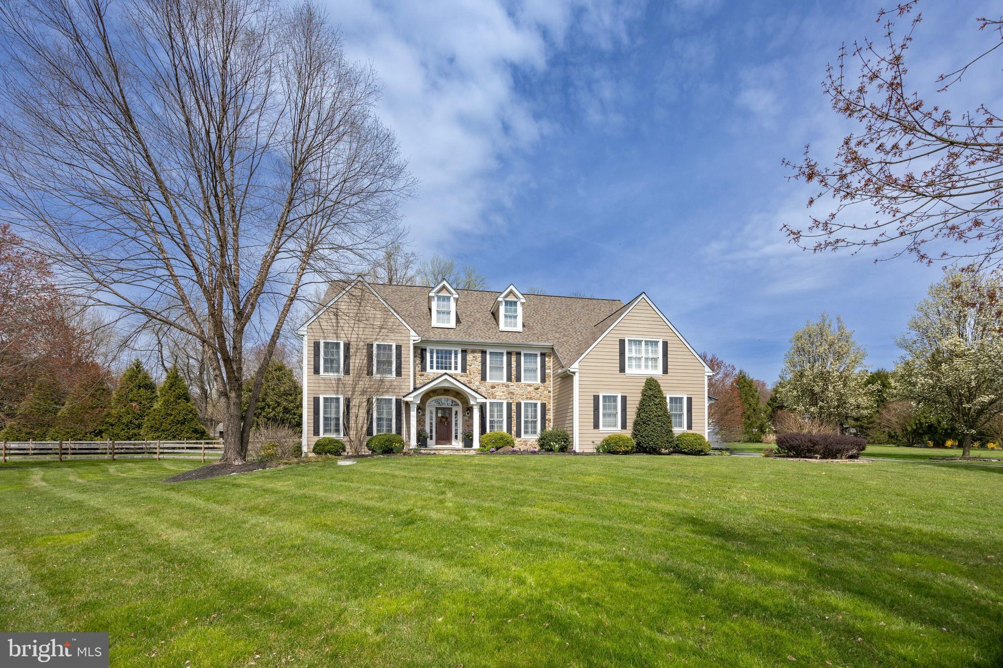 ROCKFORD CROSSING - Residential