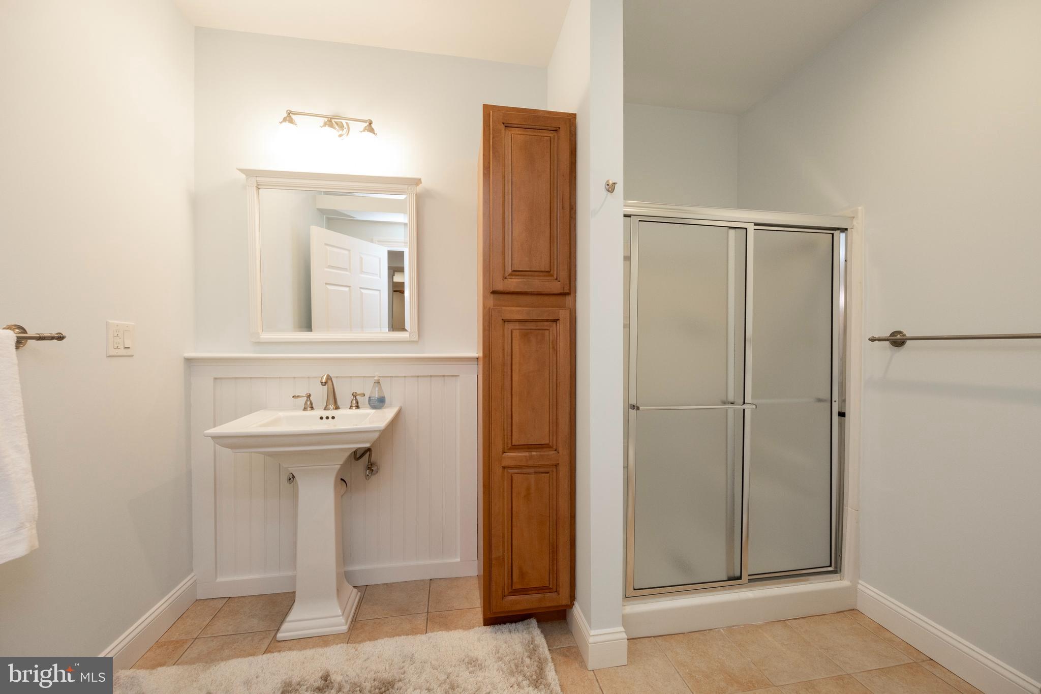 ROCKFORD CROSSING - Residential