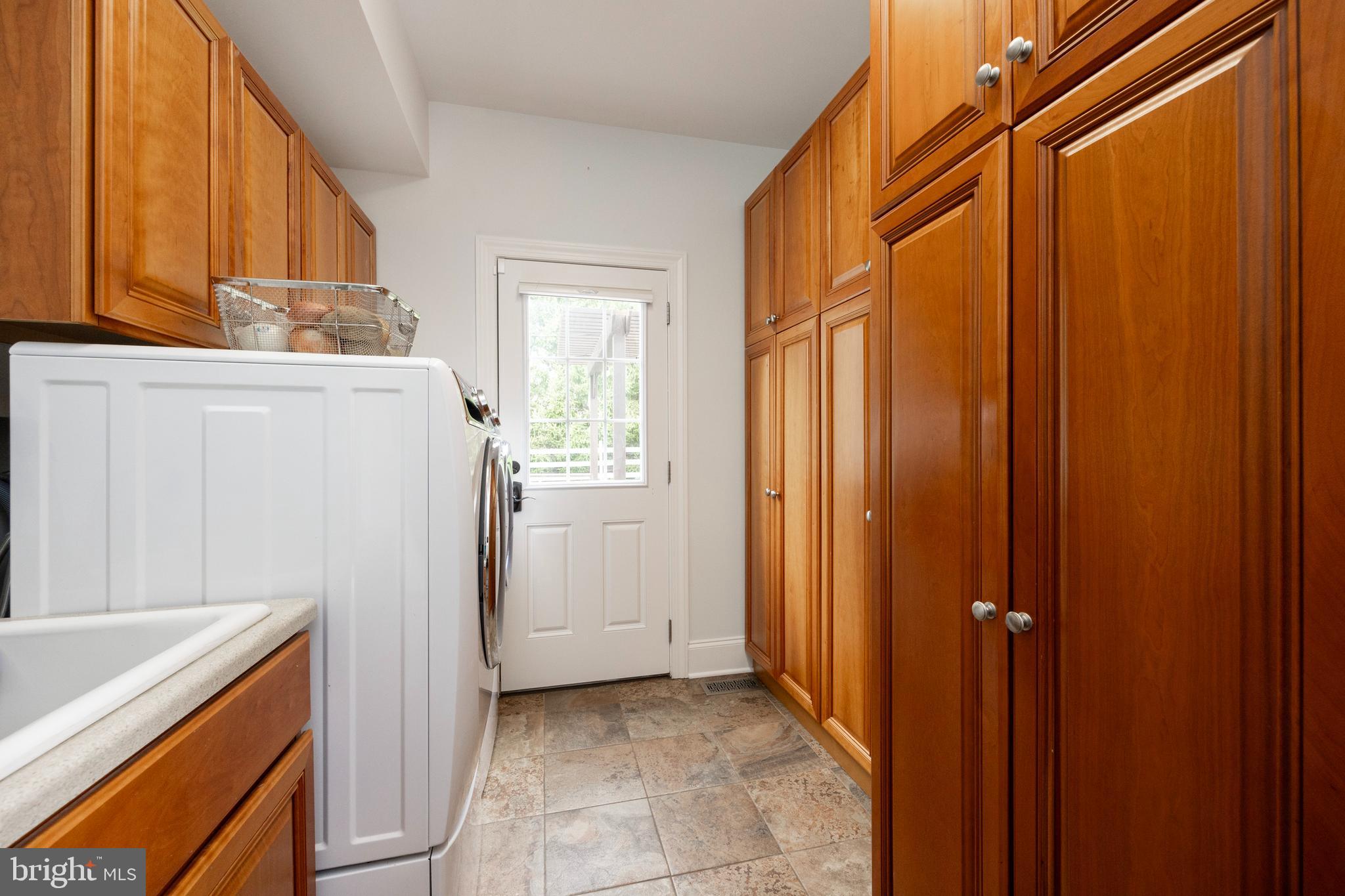 ROCKFORD CROSSING - Residential