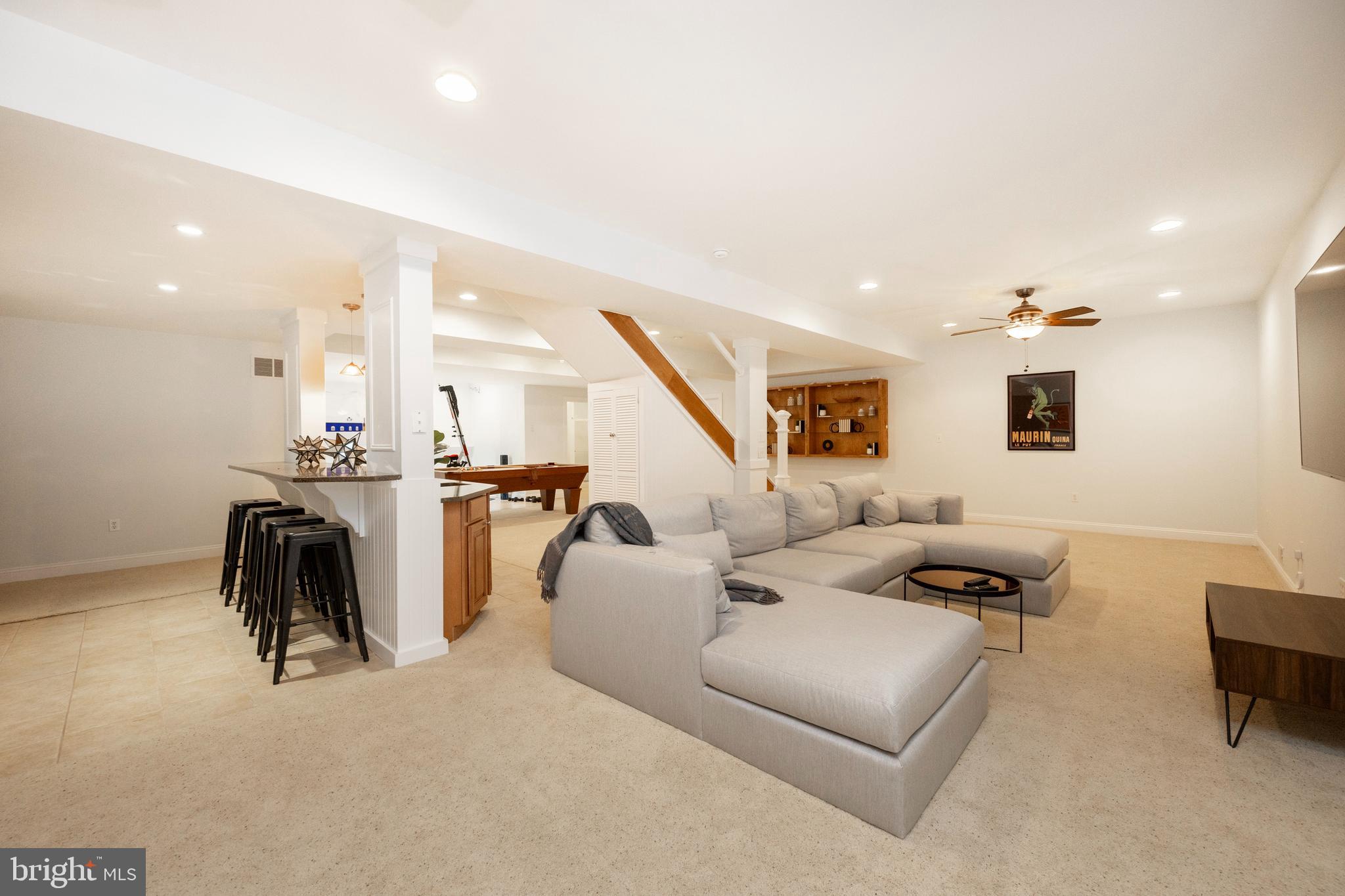 ROCKFORD CROSSING - Residential